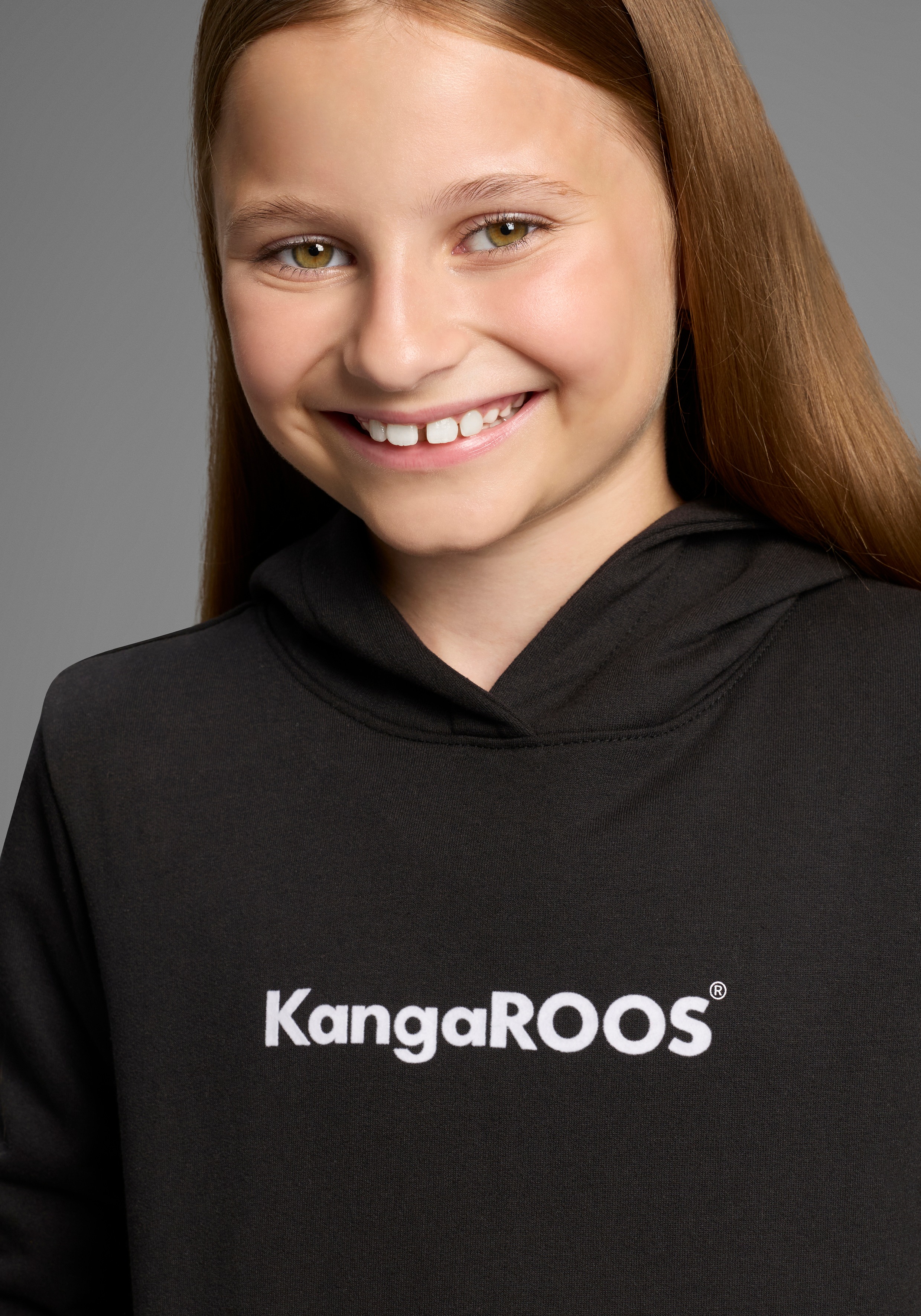 Thumbnail - KangaROOS Kapuzensweatshirt "Hoodie mit Logoprint" Langarm, bedruckt, aus Sweatware mit Baumwolle, mit Kängurutasche