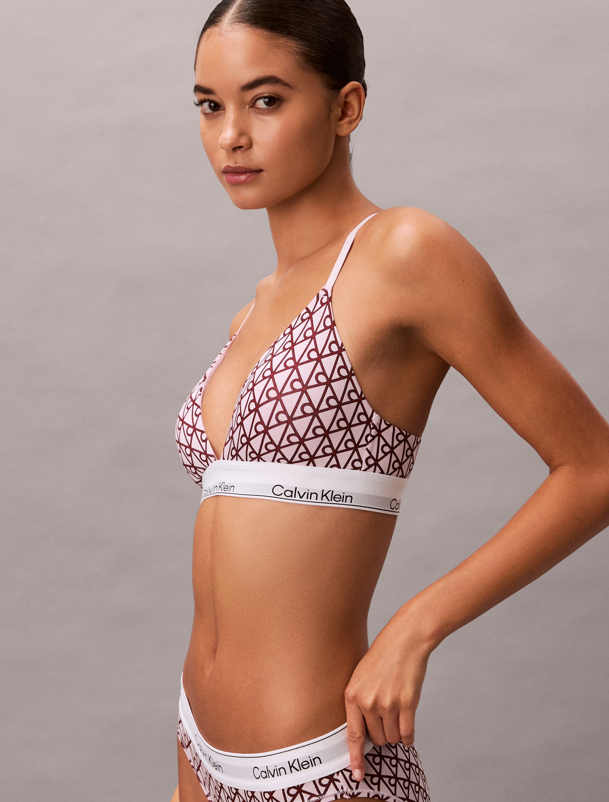 Calvin Klein Underwear Triangel-BH »LIGHTLY LINED TRIANGLE« Mit elastischem Saum