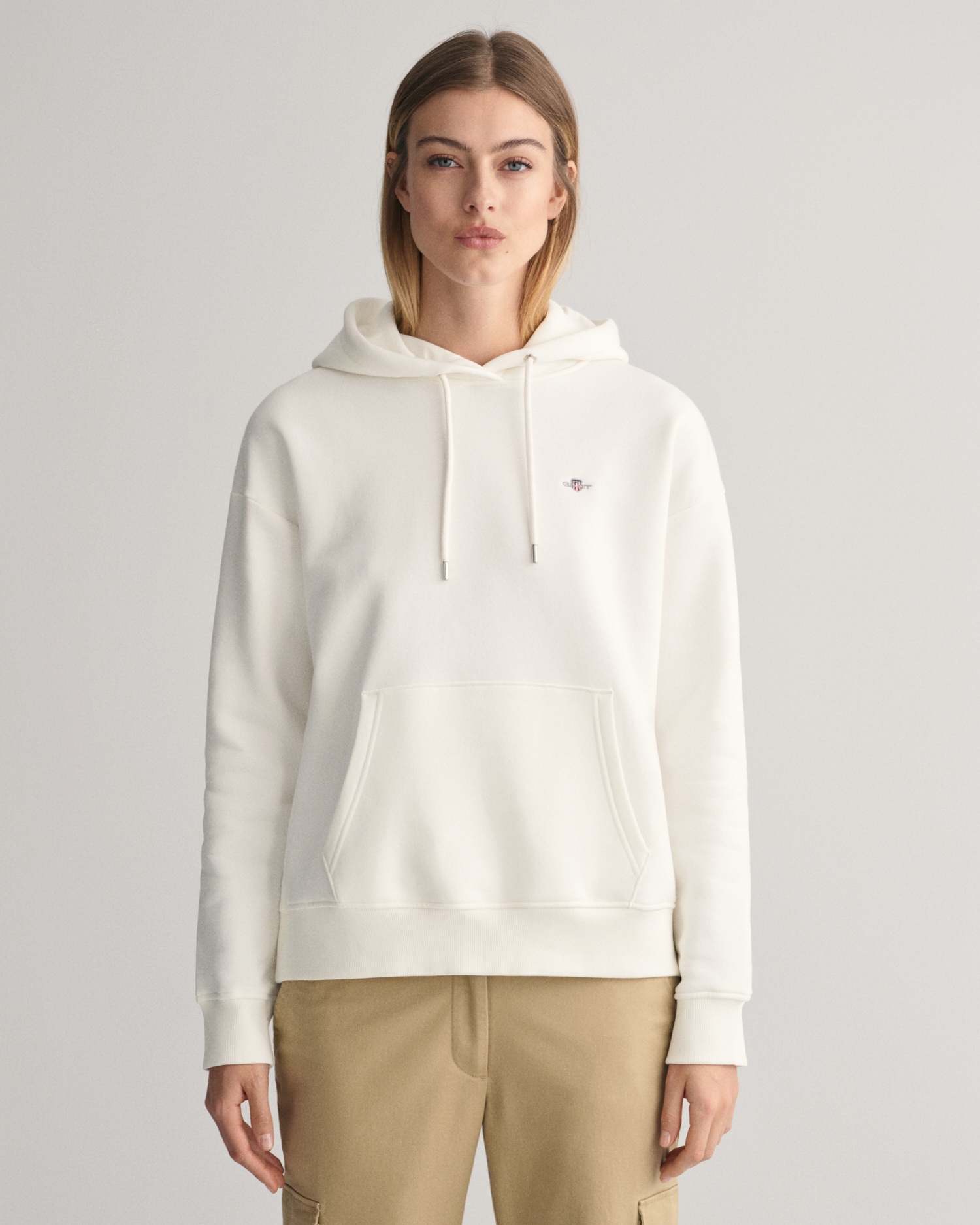 Gant Hoodie "SHIELD HOODIE", Grafische GANT-Stickerei auf der Brust