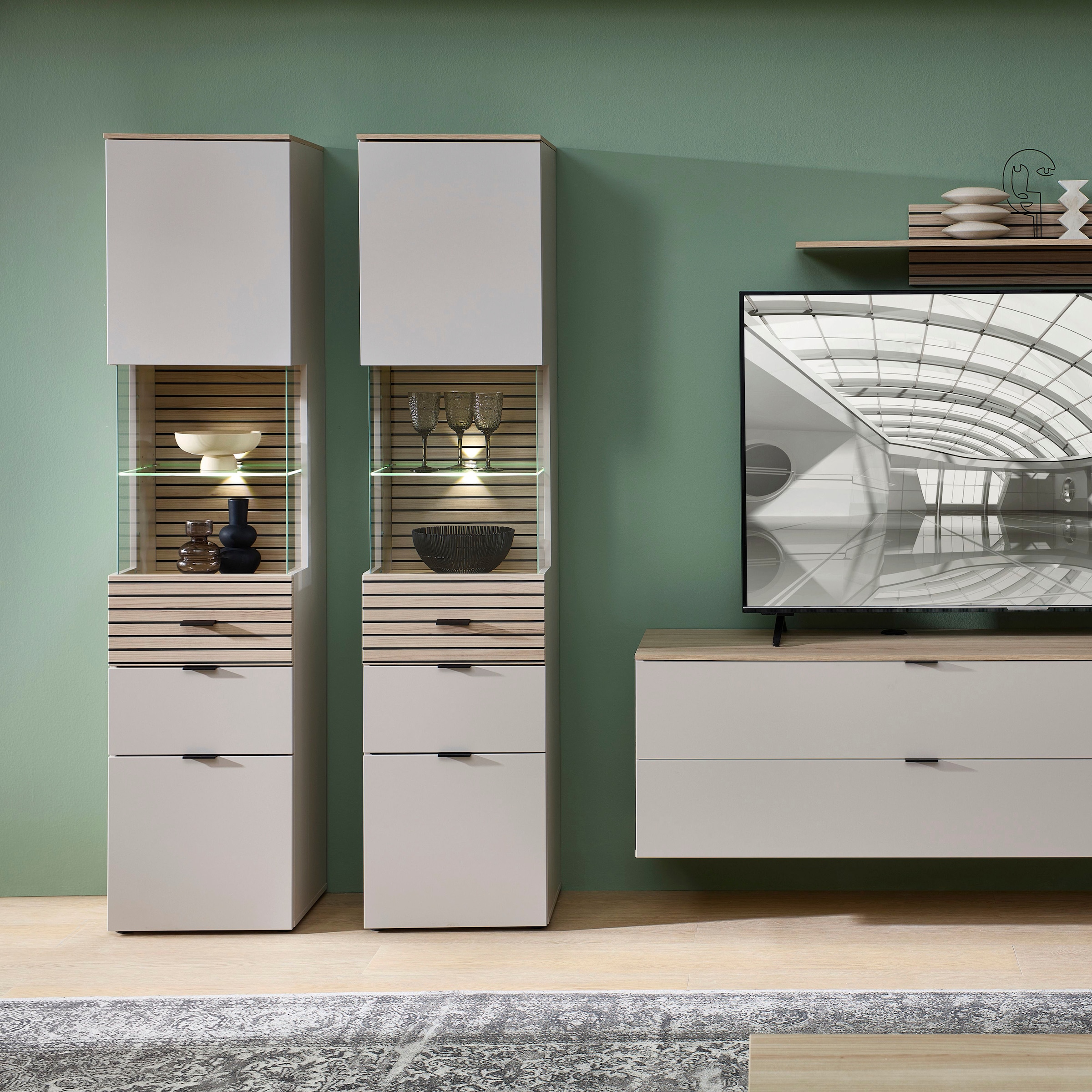 Innostyle Vitrine »INA Vitrine, 45 x 200 x 36 cm (B/H/T)« 1 Stk. tlg. L/R verwendbar, inkl. Beleuchtung, Softclose