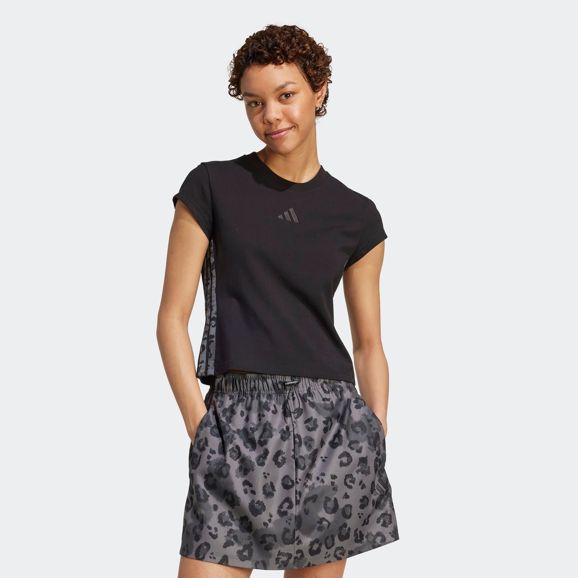 adidas Sportswear T-Shirt "ANIMAL PRINT 3-STRIPES" sportlicher Schnitt, kurze Ärmel, mit Leopardenprint