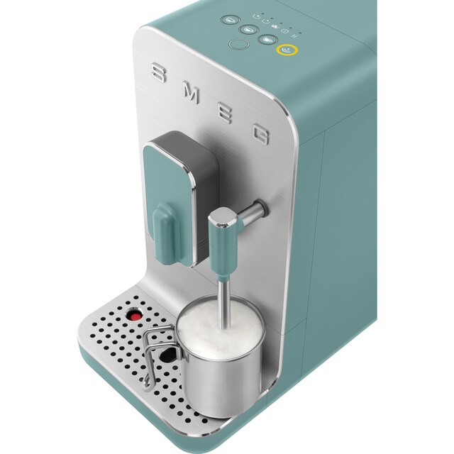 Smeg Kaffeevollautomat »BCC02EGMEU« | BAUR