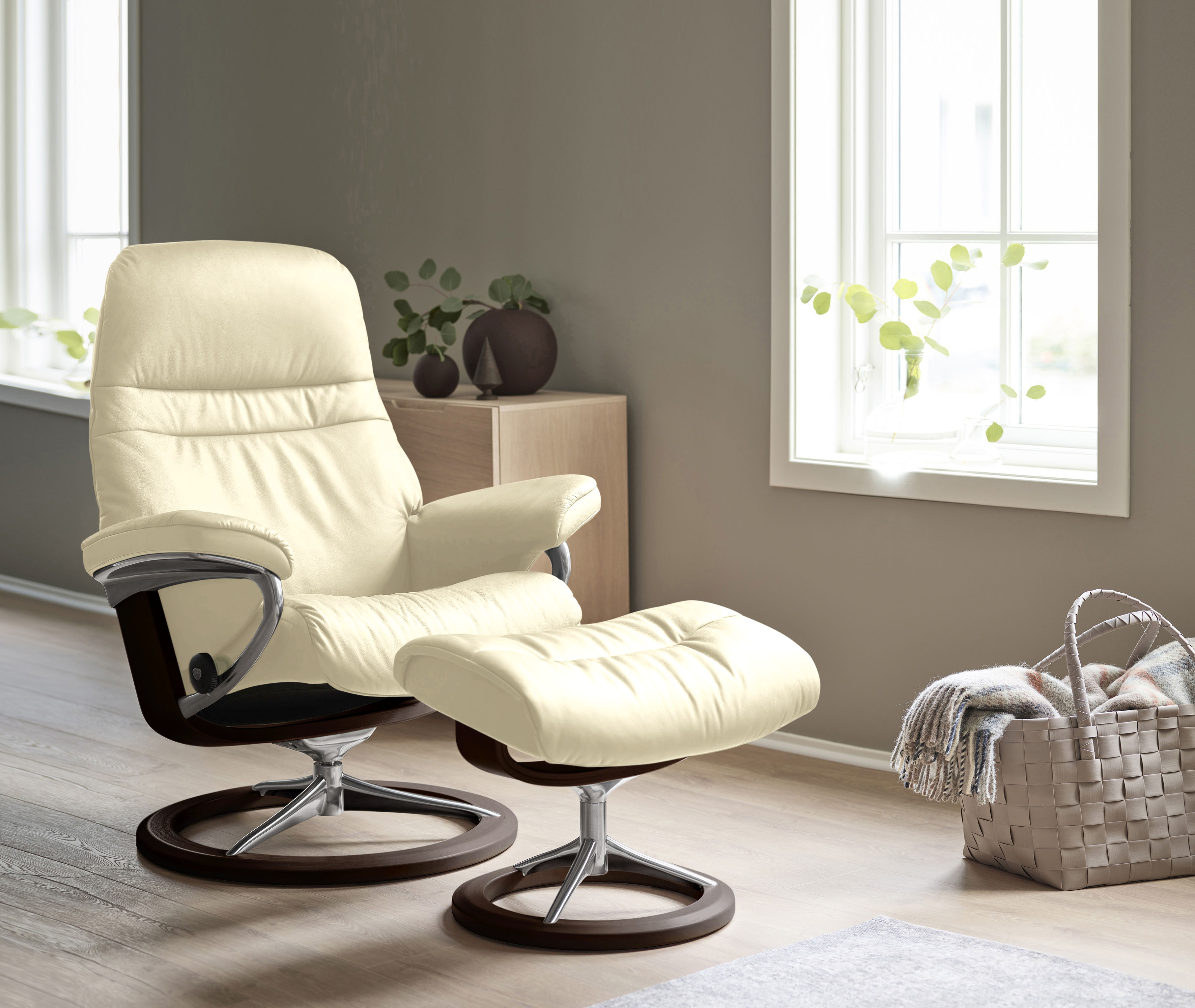 Stressless Relaxsessel "Sunrise" Relaxsessel mit Hocker, mit Signature Base, Größe S, Gestell Braun