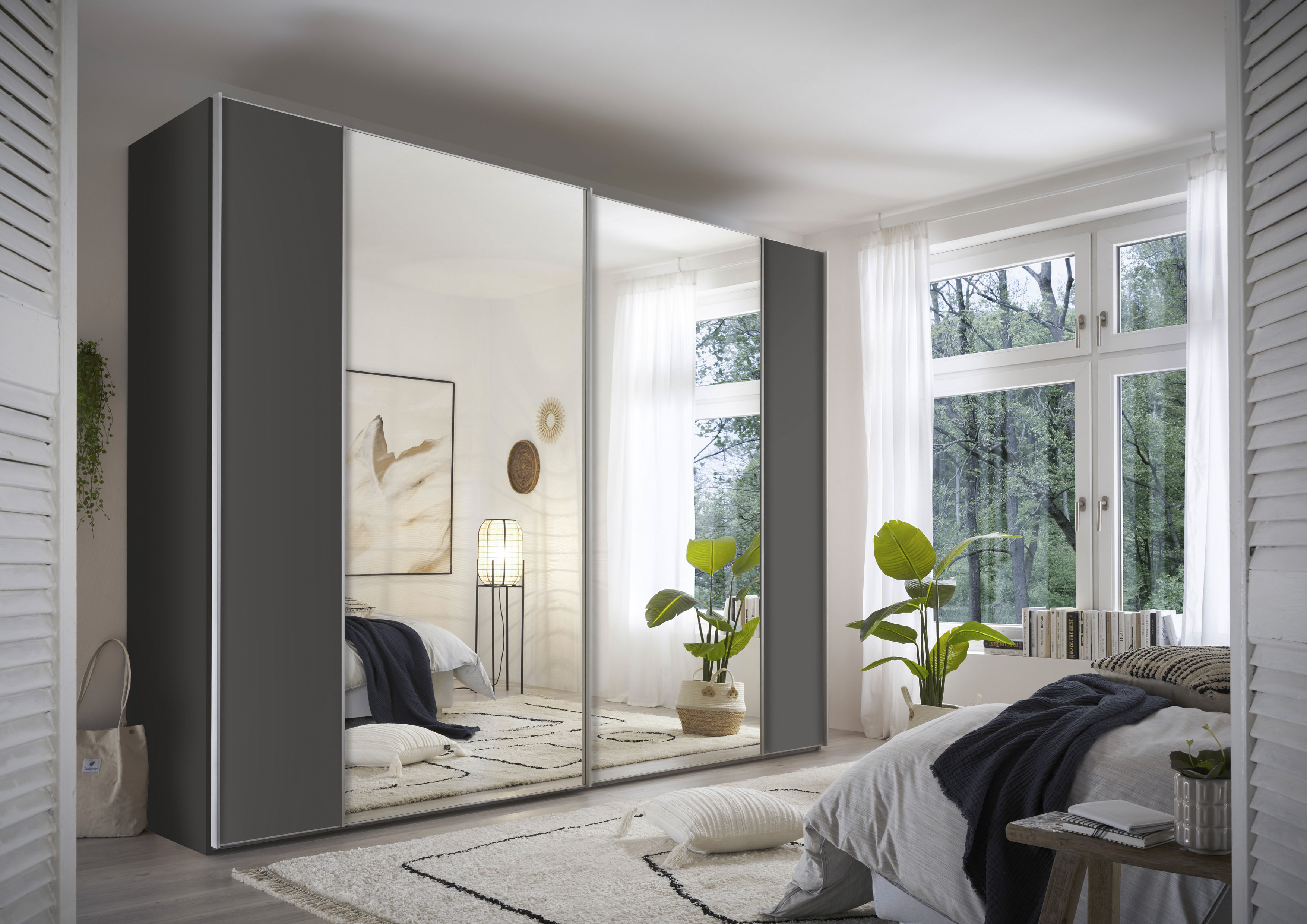 STAUD Schwebetürenschrank "Sonett 120, Made in Germany" mit vier verschiedenen Ausstattungsvarianten