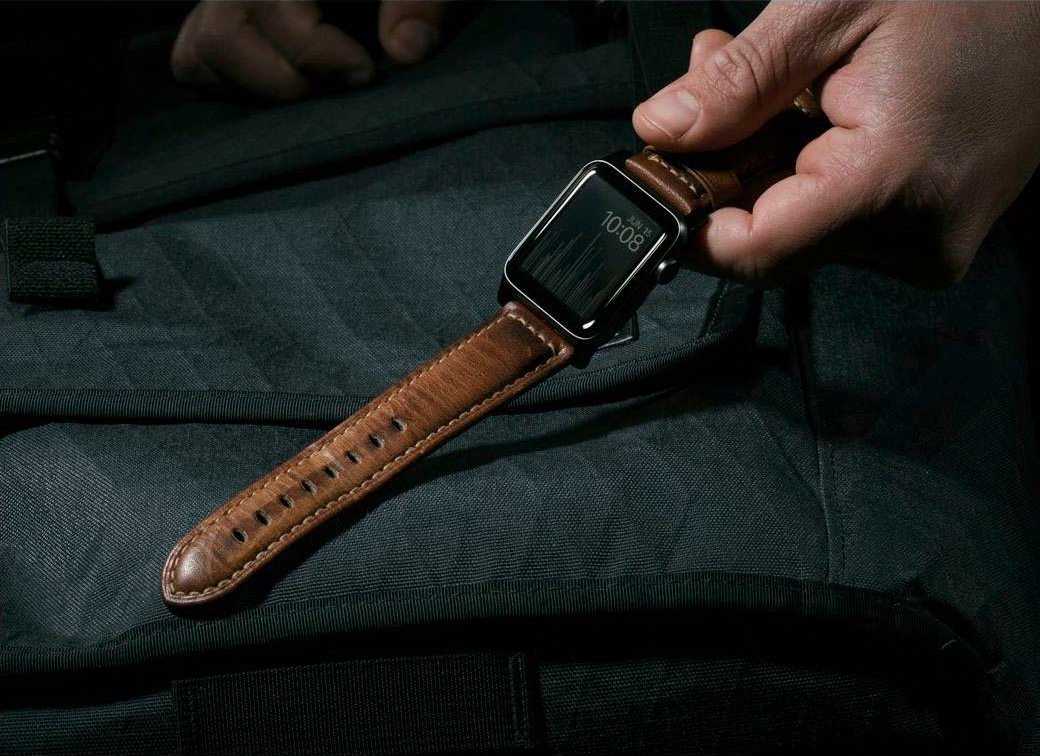 »Strap Smartwatch-Armband Nomad Brown Trad. Friday | Lthr. BAUR Black Connect. 42/44/45/49mm«