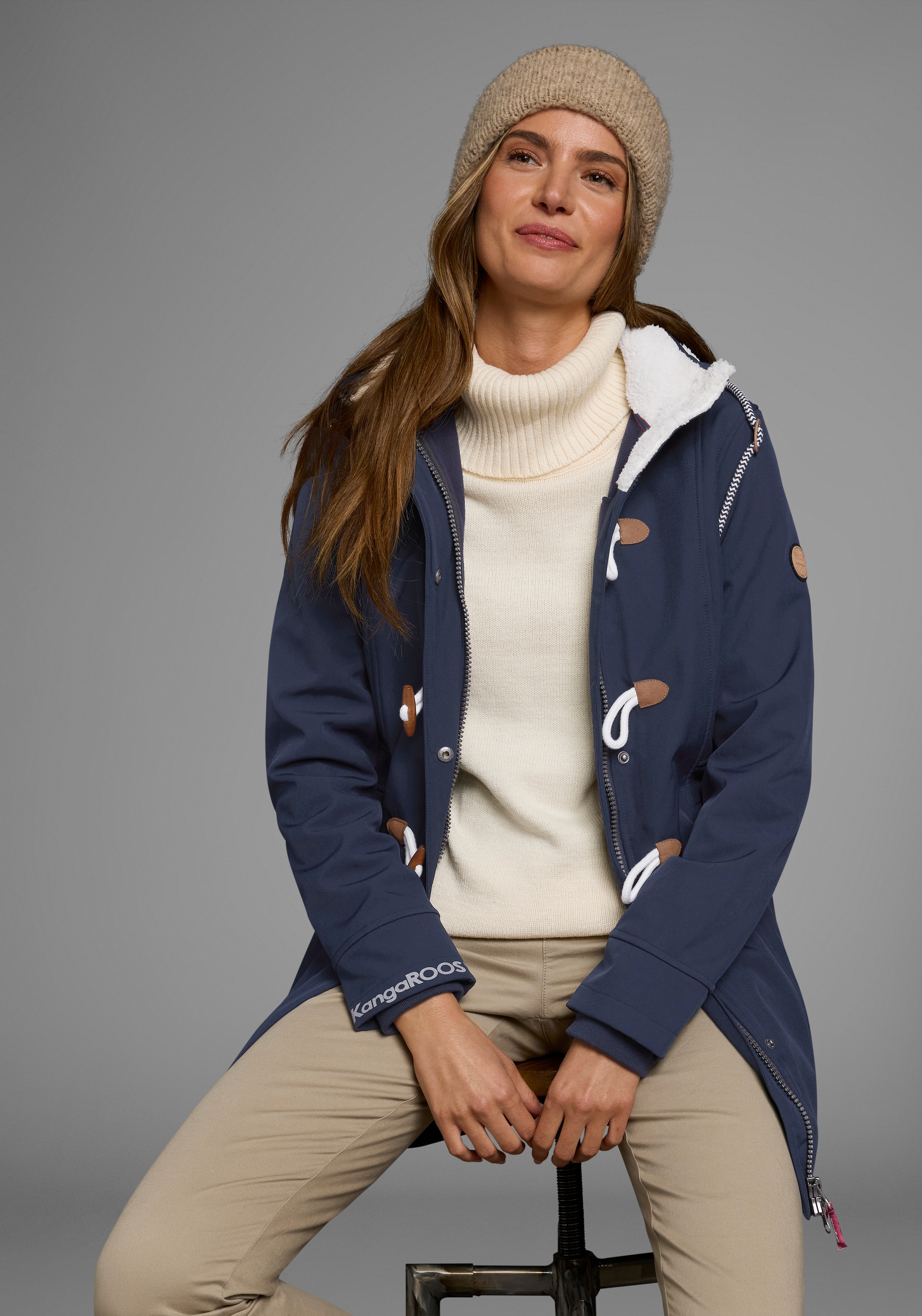 KangaROOS Softshelljacke, mit Kapuze, figurbetonte Passform, normaler Schni günstig online kaufen