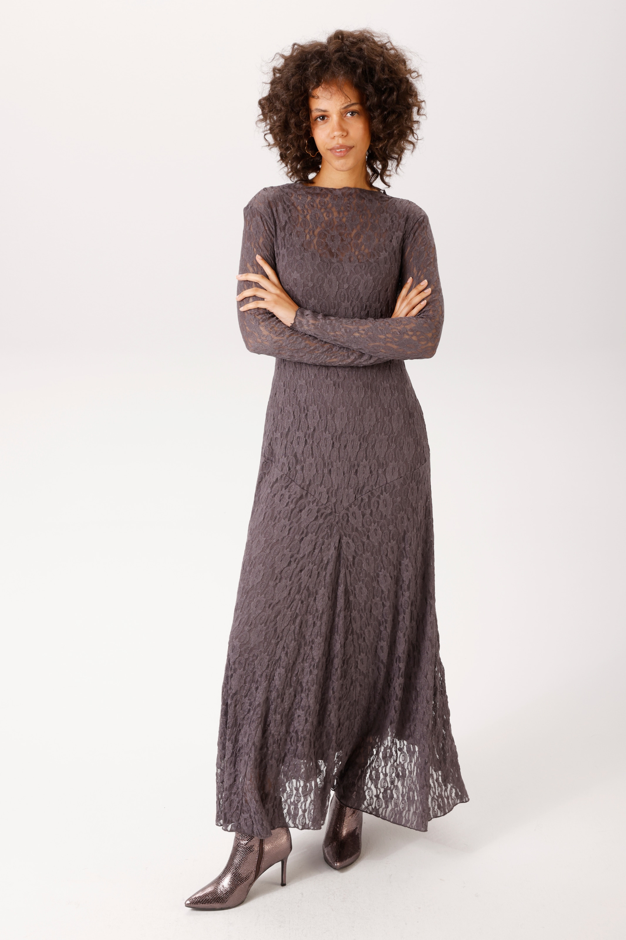 Aniston CASUAL Maxikleid aus zarter, elastischer Spitze - NEUE KOLLEKTION