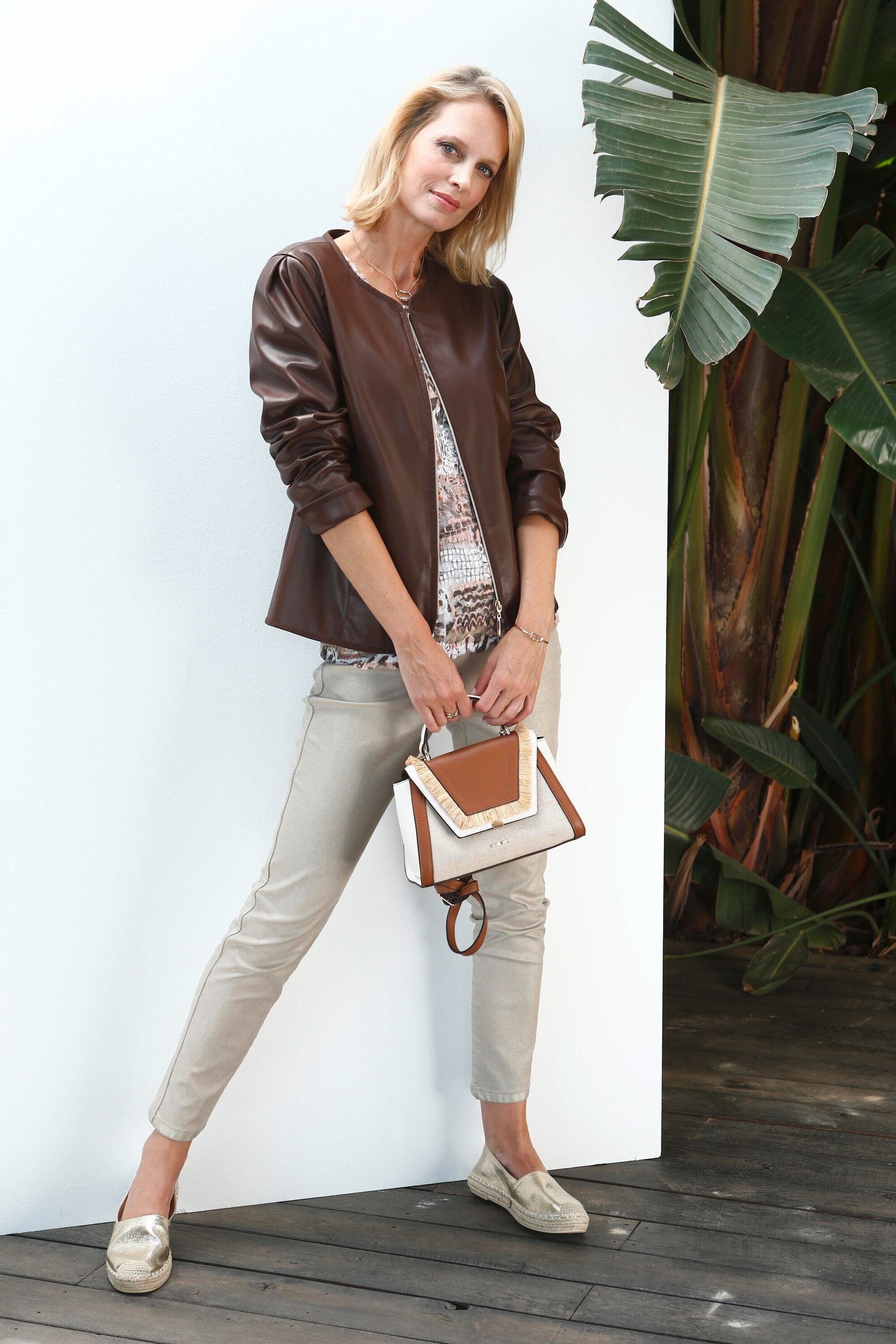 GOLDNER Lederimitatjacke »Kurzgröße Ausdrucksstarke Lederimitatjacke mit supersoftem Griff«