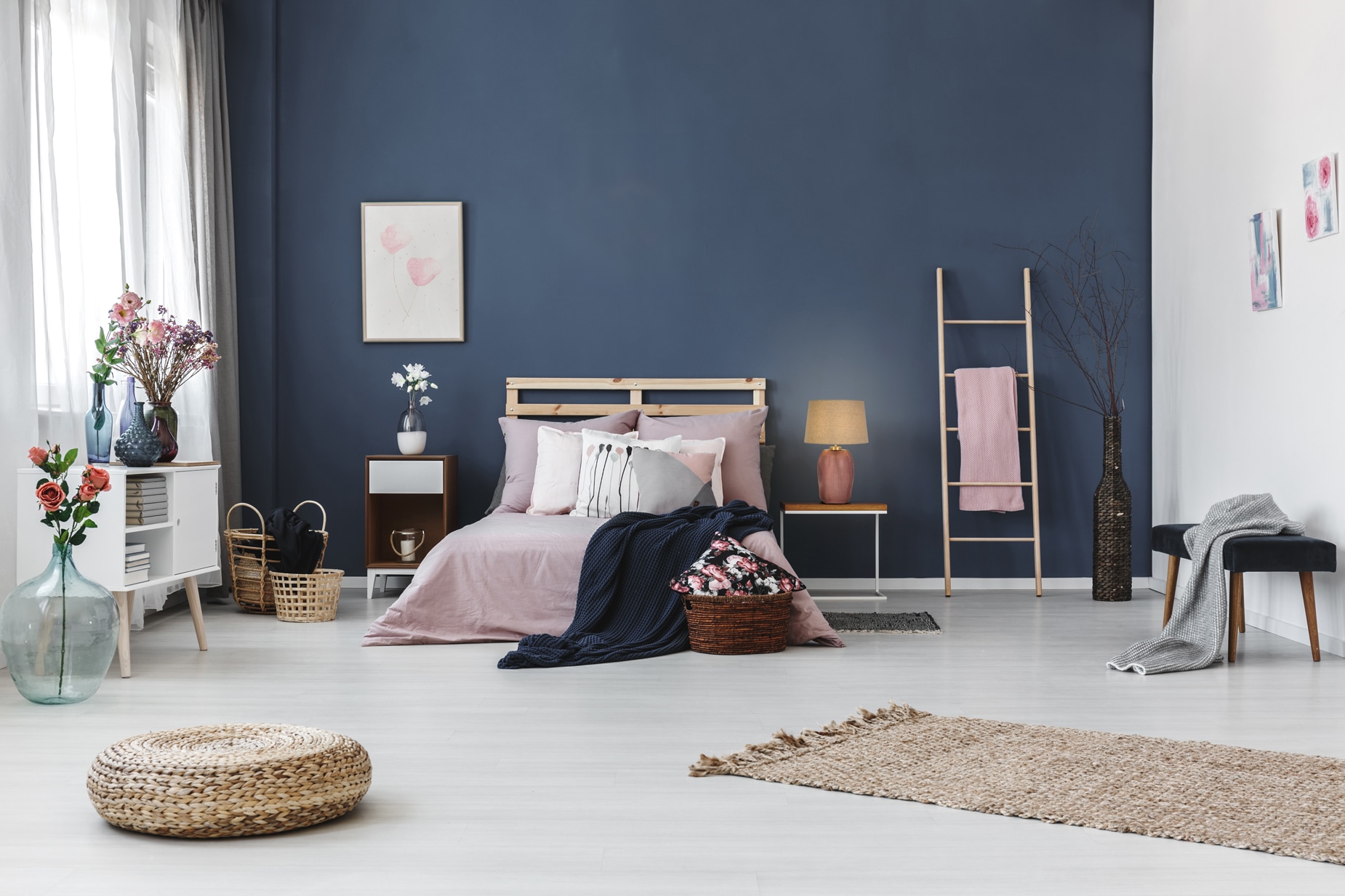 Searchlight Tischleuchte »Amethyst 1Lt Tischleuchte, rosa Glas mit natürlichem Leinenton.« E27 1 Stk.