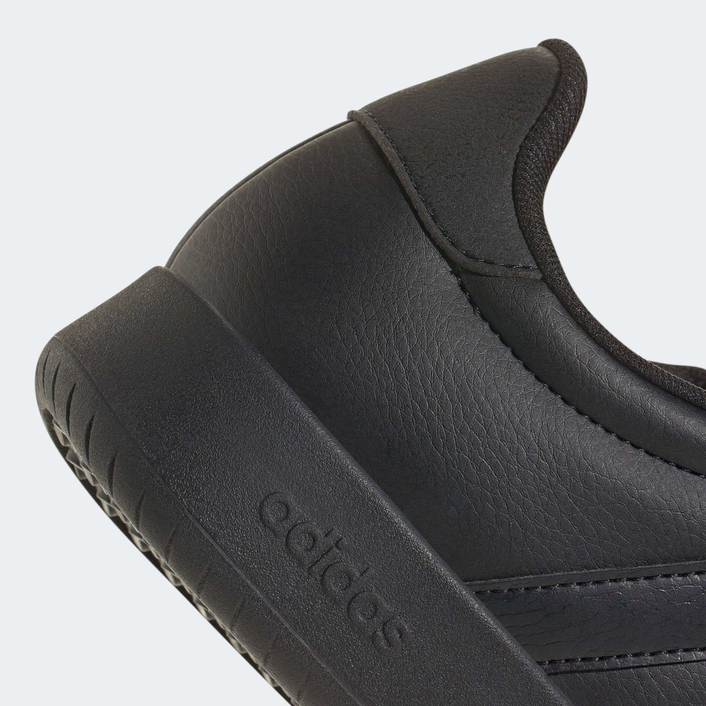 adidas Sportswear Sneaker »BARREDA«