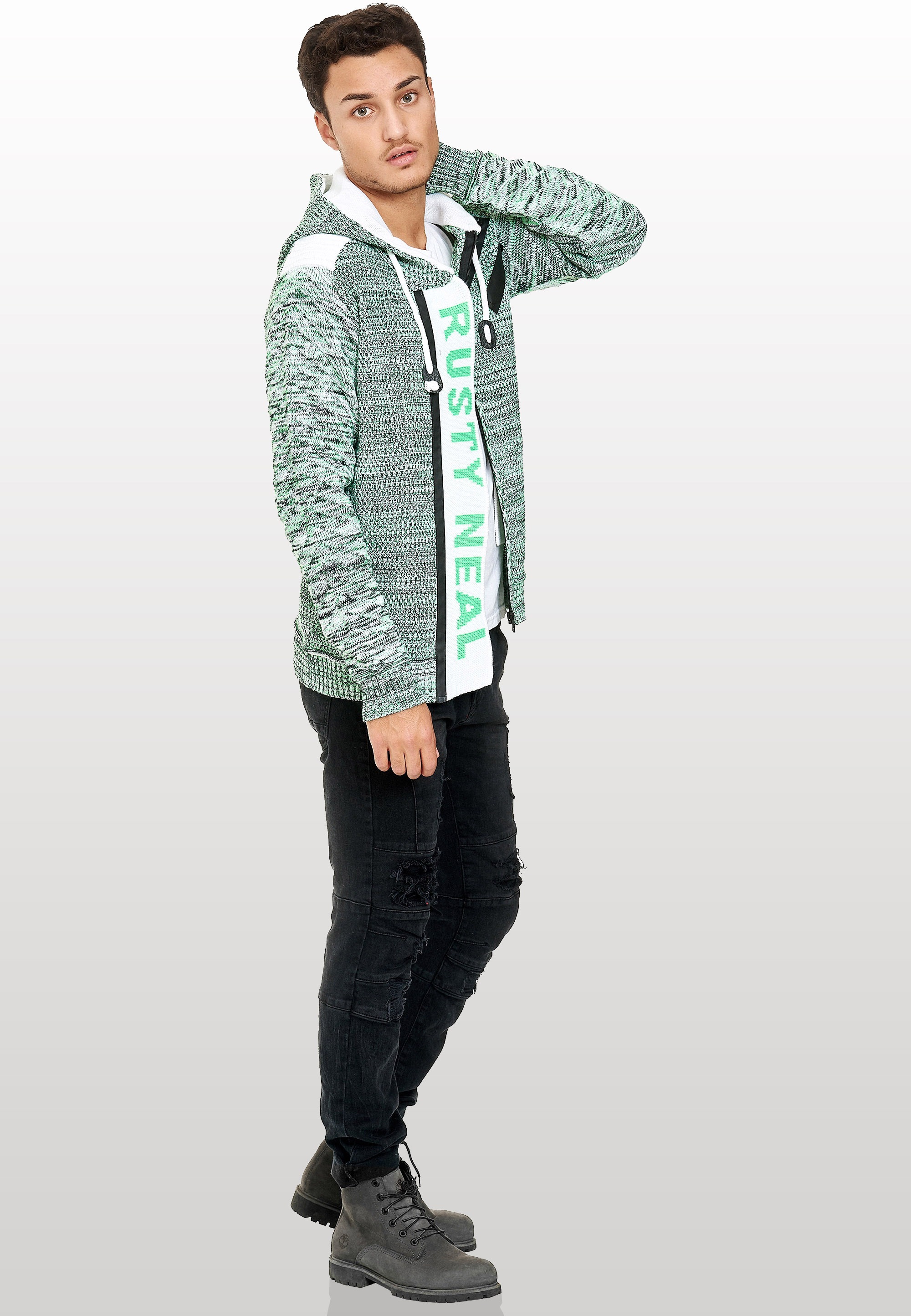 Rusty Neal Strickjacke, in cooler Grobstrickoptik