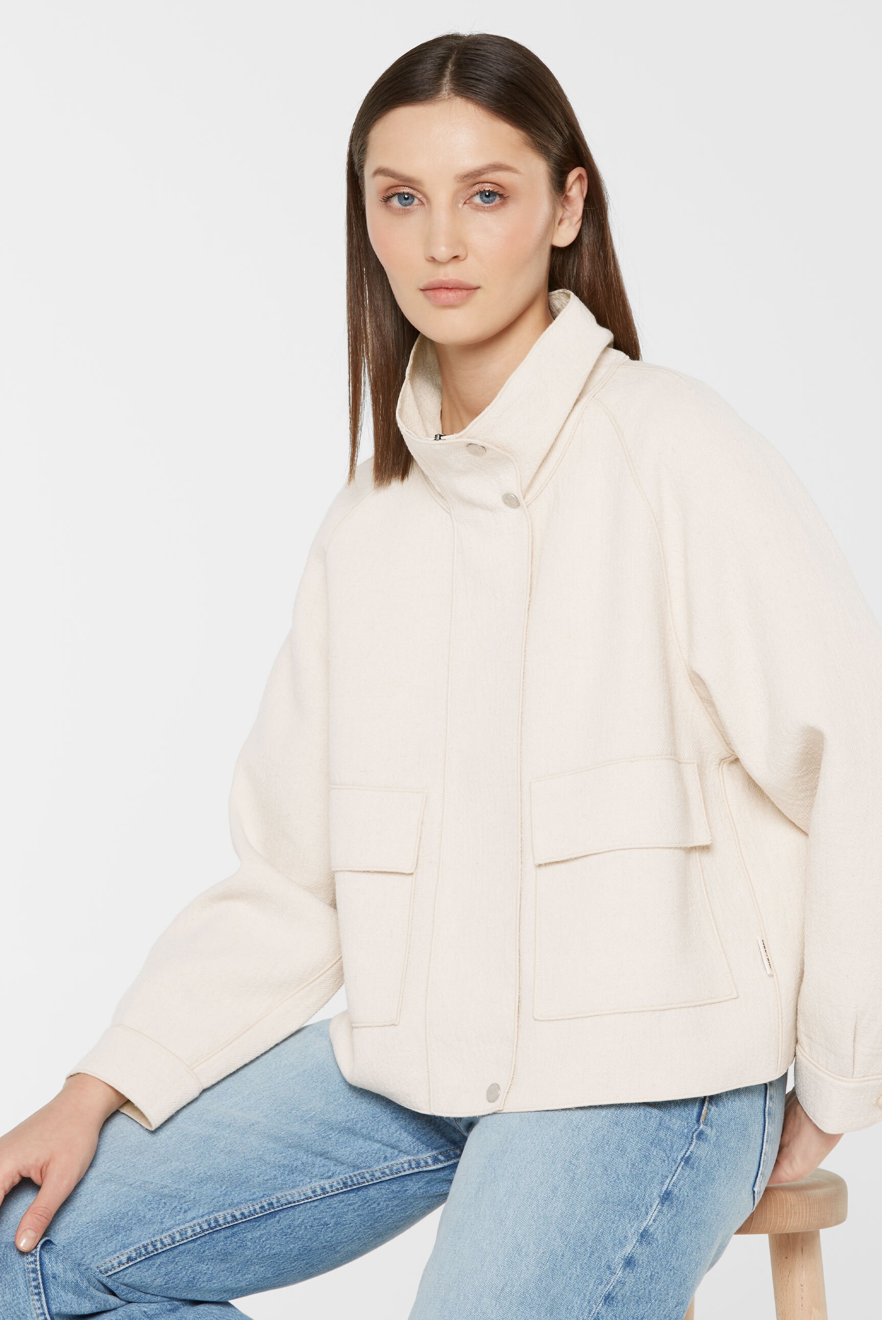 SENSES.THE LABEL Kurzjacke ohne Kapuze mit verstellbaren Druckknopfriegeln am Ärmel