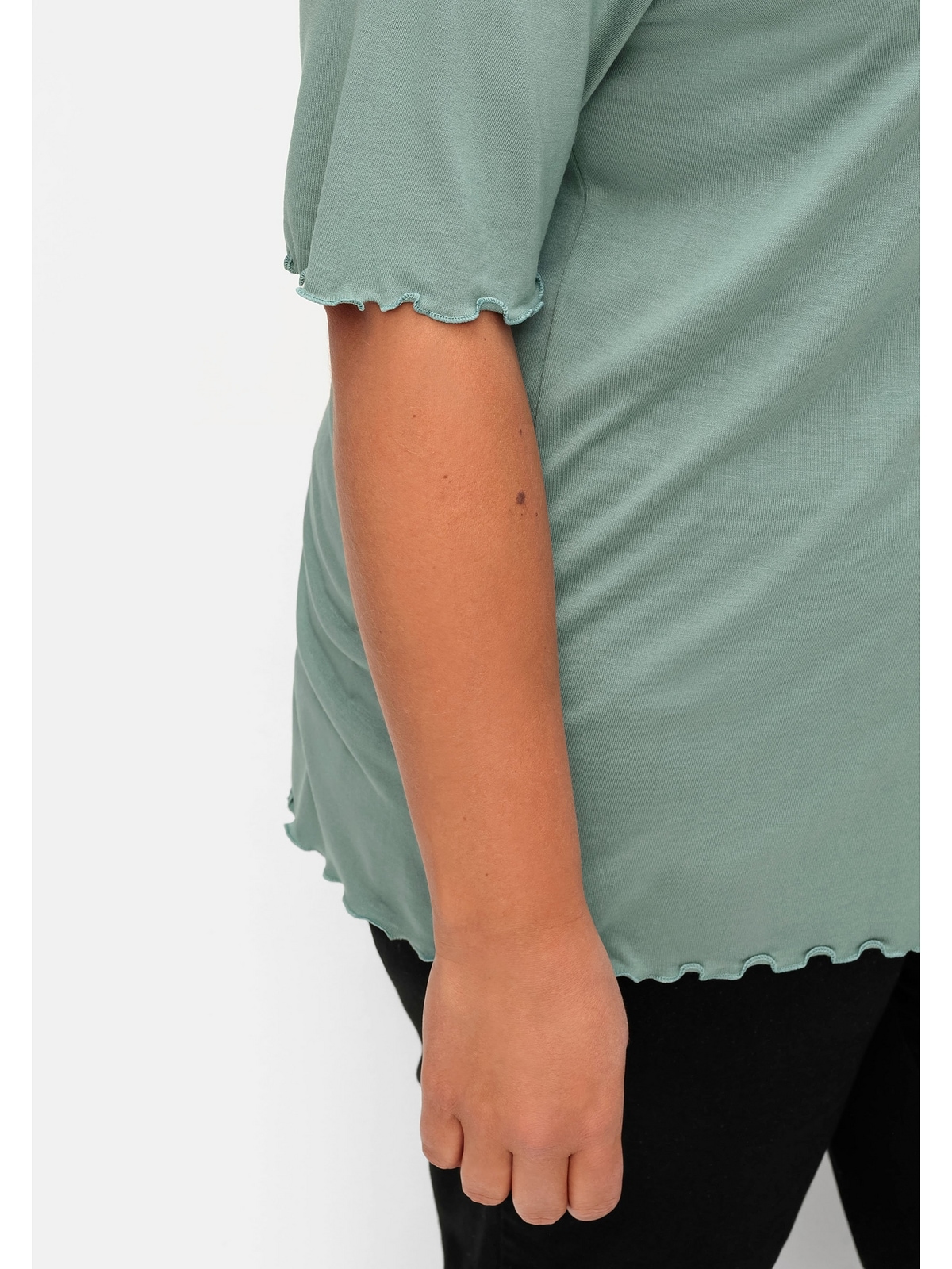 Black Friday Sheego T-Shirt »Große Größen«, mit Stehkragen und  Wellensaumkanten | BAUR