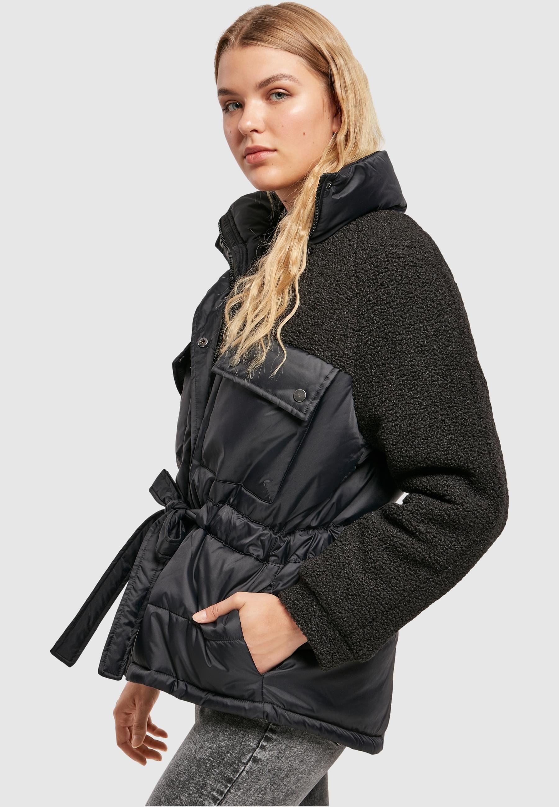 URBAN CLASSICS Winterjacke »Urban Classics Damen Ladies Sherpa Mix Puffer Jacket«, (1 St.), ohne Kapuze