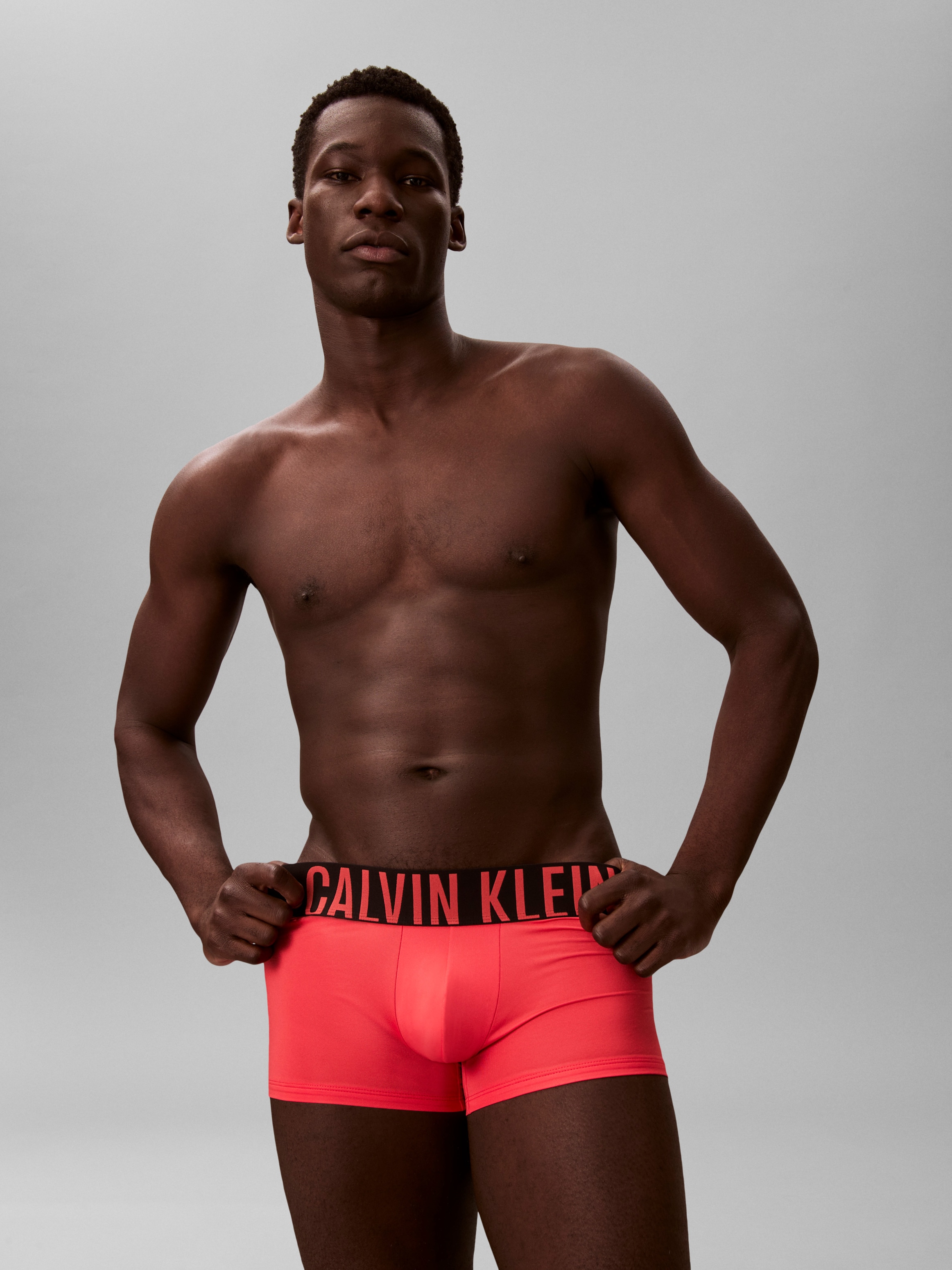 Calvin Klein Underwear Trunk »LOW RISE TRUNK 3PK« Packung, 3er-Pack, 3 Stk. mit Logobund