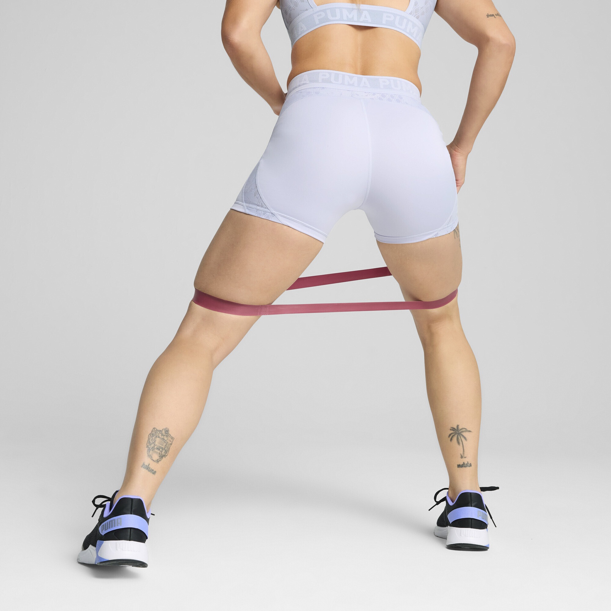 PUMA Trainingsshorts »LACE Hochgeschnittene 5" Radlerhose Damen«