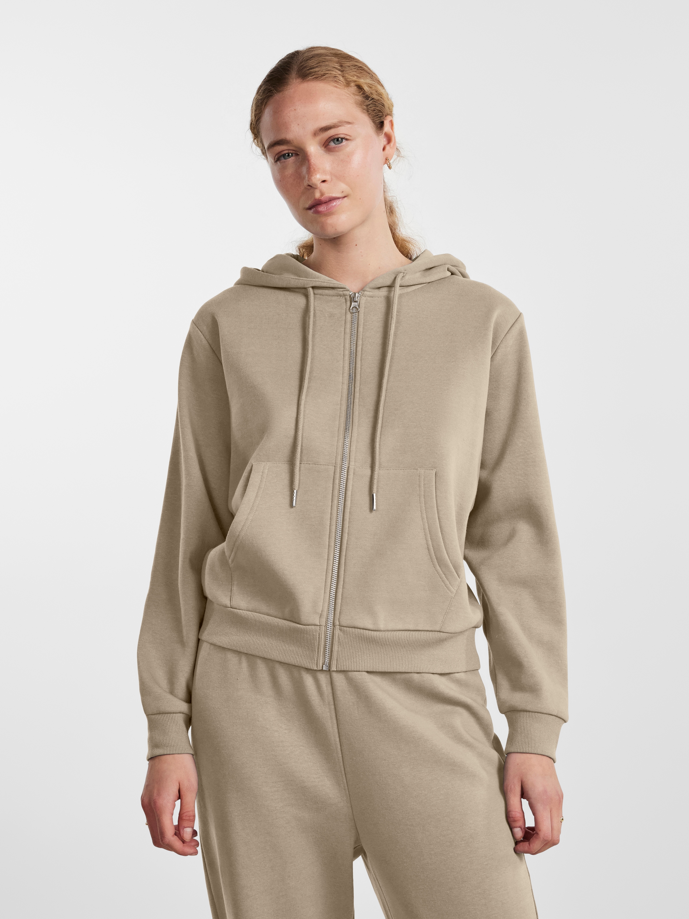 pieces Kapuzensweatshirt "PCCHILLI LS ZIP HOODIE NOOS BC", Baumwollmischung günstig online kaufen