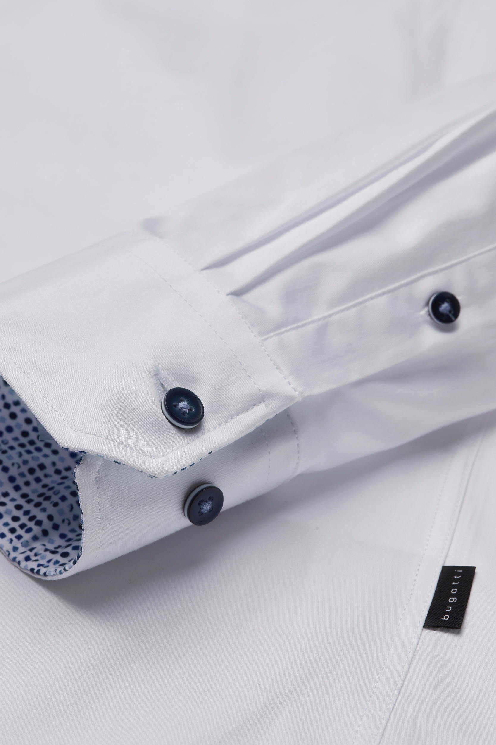 bugatti Langarmhemd, mit Under-Button-Down