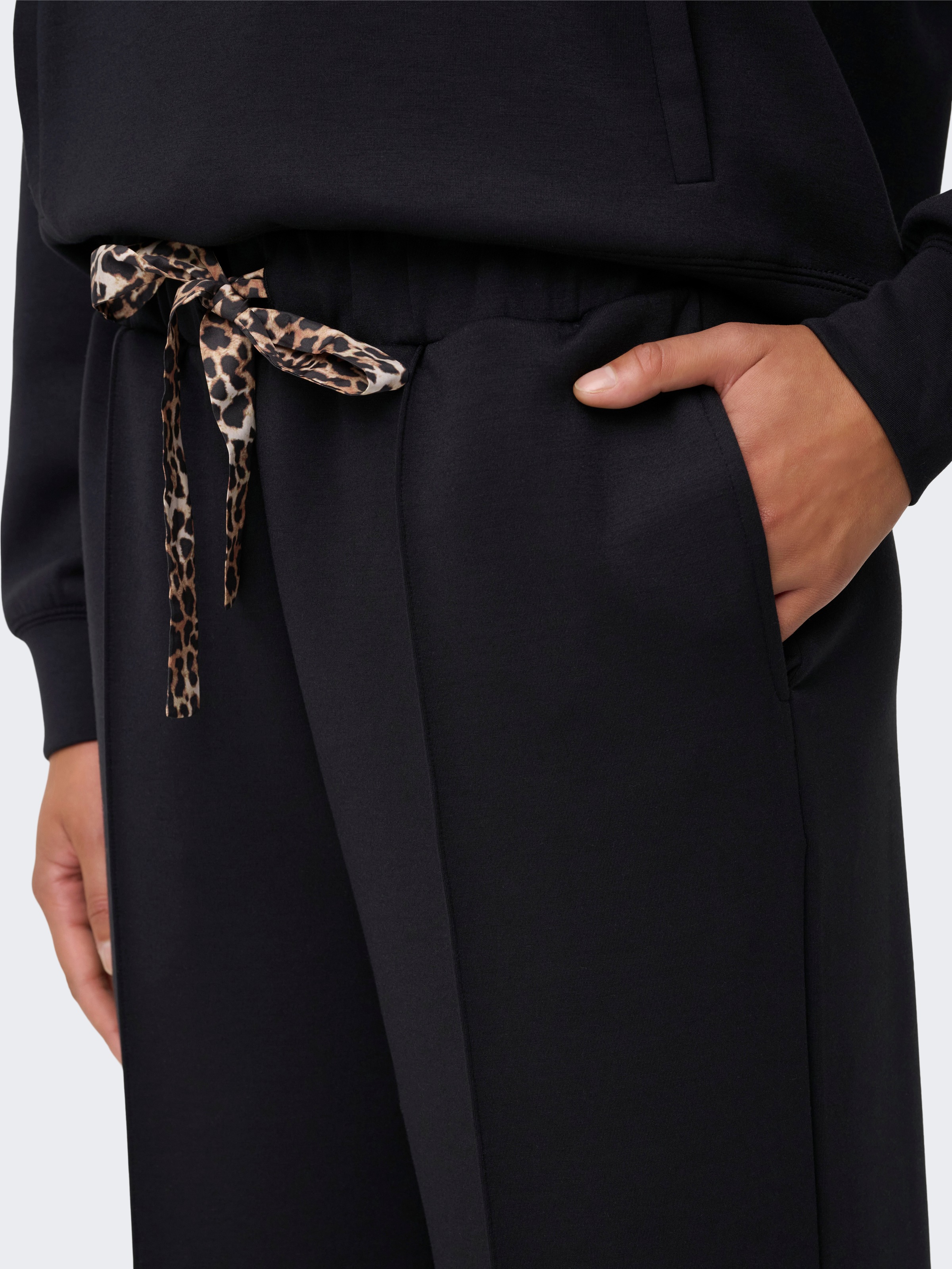 ONLY Schlupfhose "ONLALINA LIFE LEO STRING PANT SWT" Sommerhose günstig online kaufen