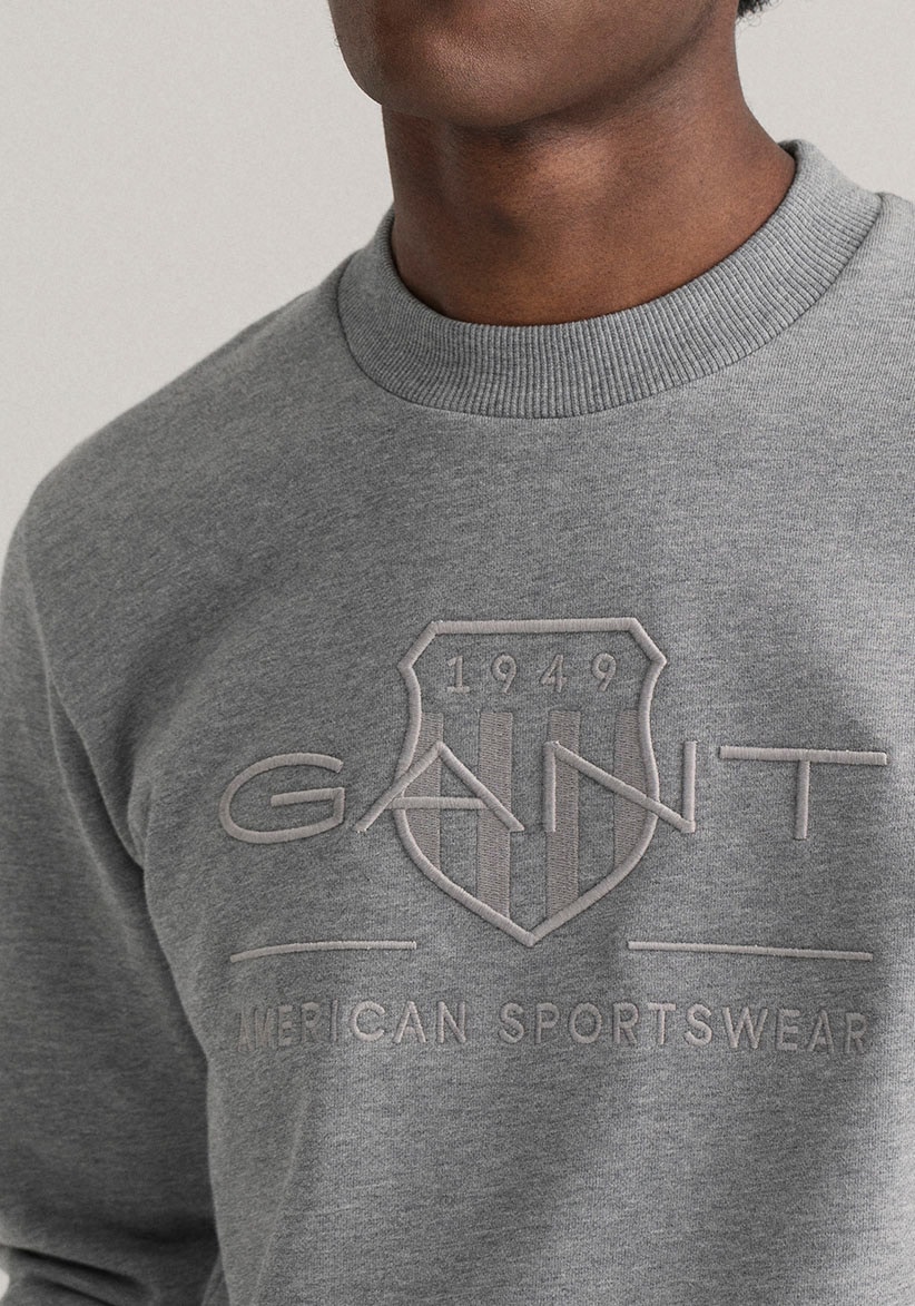 Gant Sweatshirt »D1. TONAL ARCHIVE SHIELD C-NECK«, mit Logostickerei auf der Brust