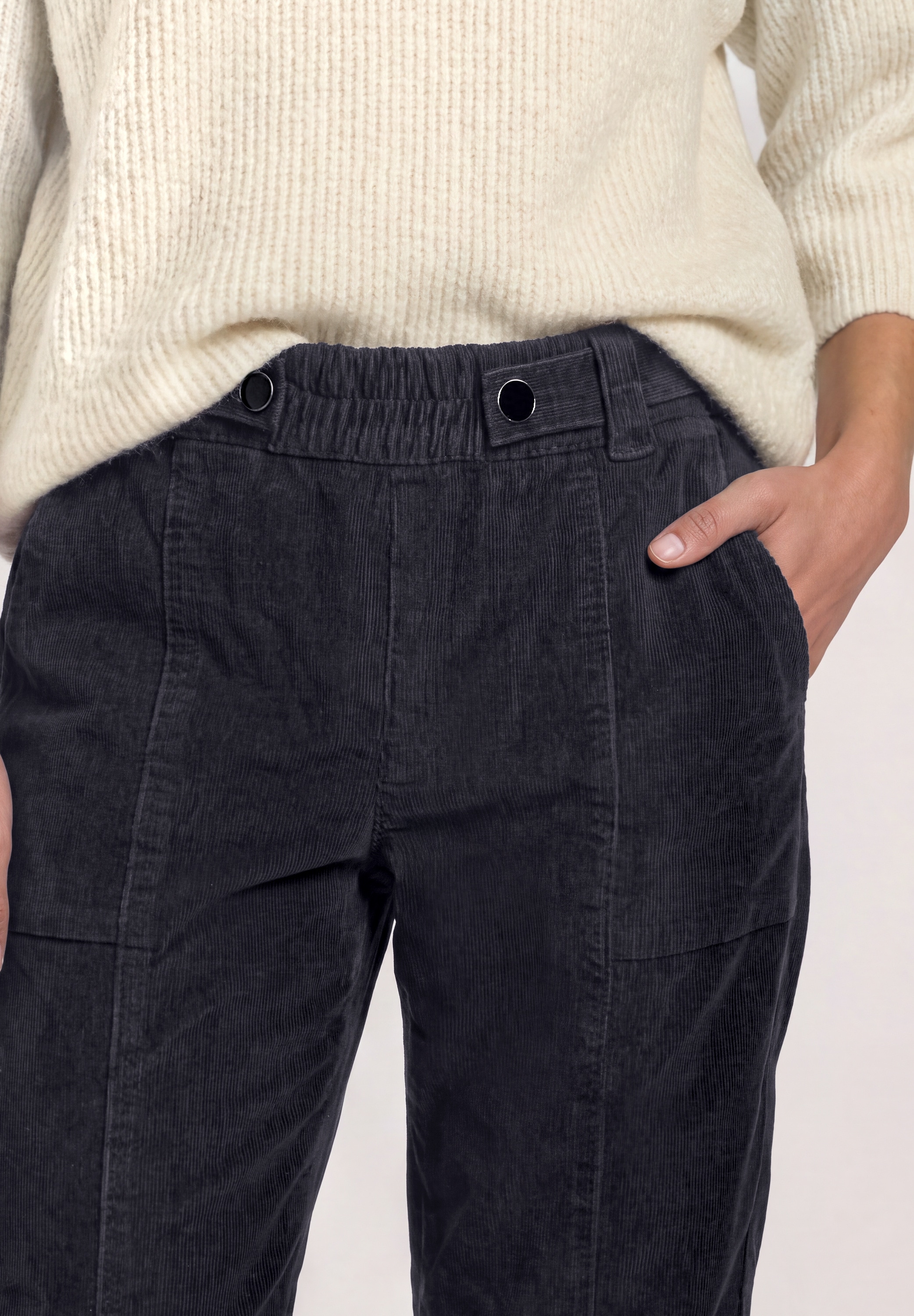 STREET ONE Cordhose »Style Karlie«  Barrel Leg / Elastikbund / mit Stretch