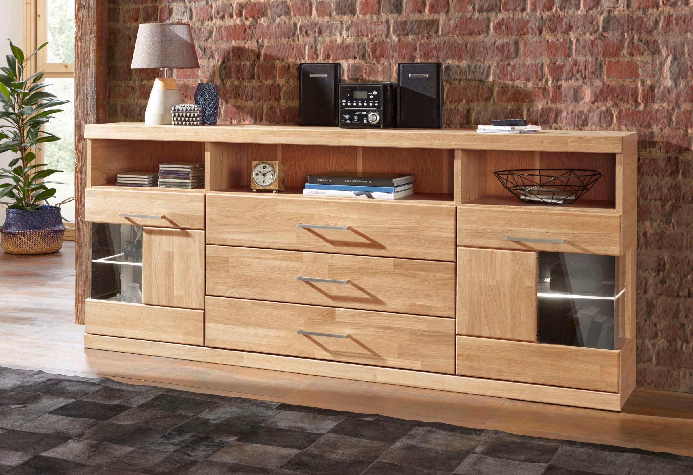 OTTO home Sideboard "Ribe,180cm breit, Fronten Massivholz,7 Fächer,Böden versetzbar" Korpus Holzwerkstoff,Türen mit Glaseinsatz,3 breite Schubladen