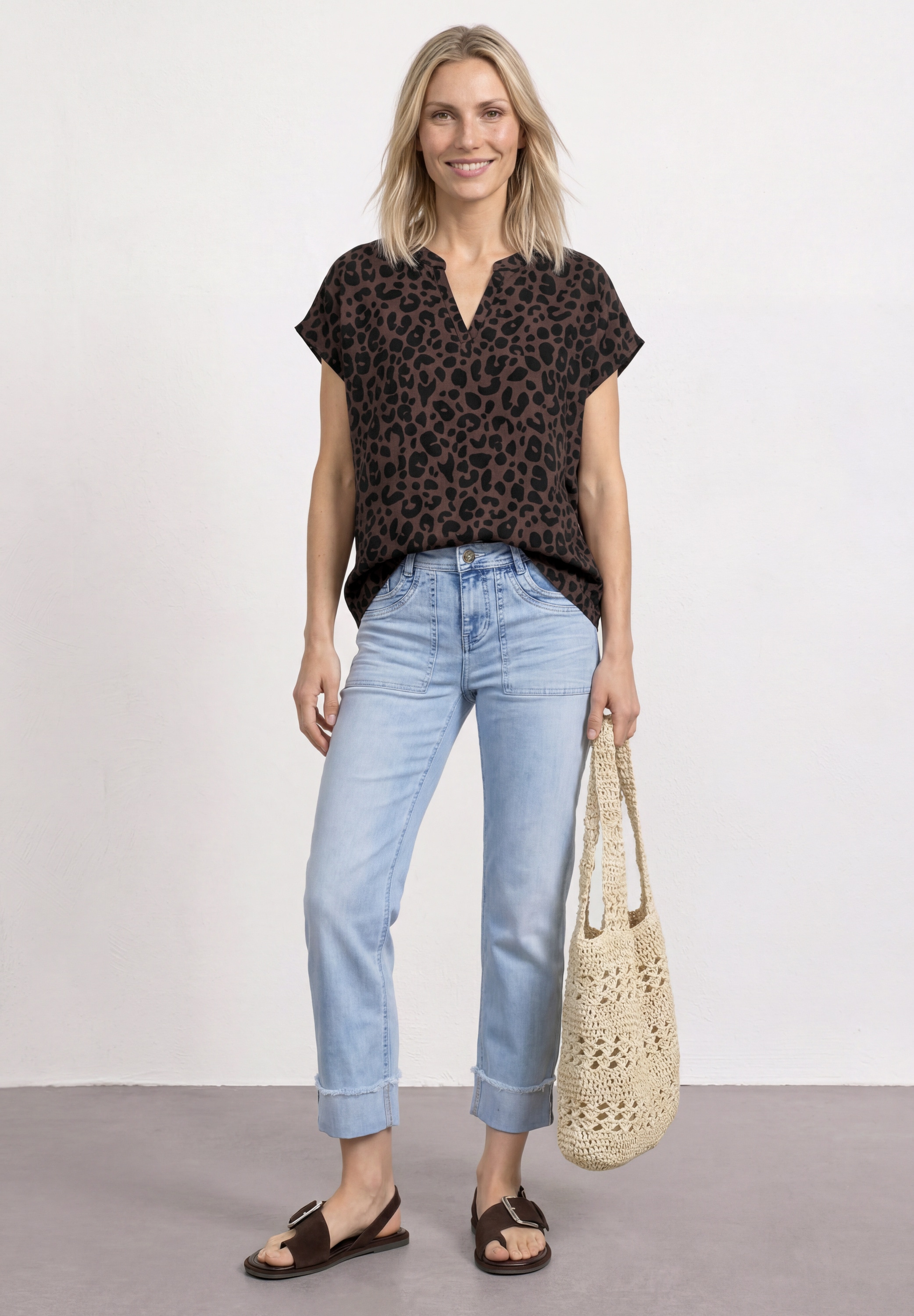 STREET ONE Shirtbluse mit geschlitztem Rundhalsausschnitt