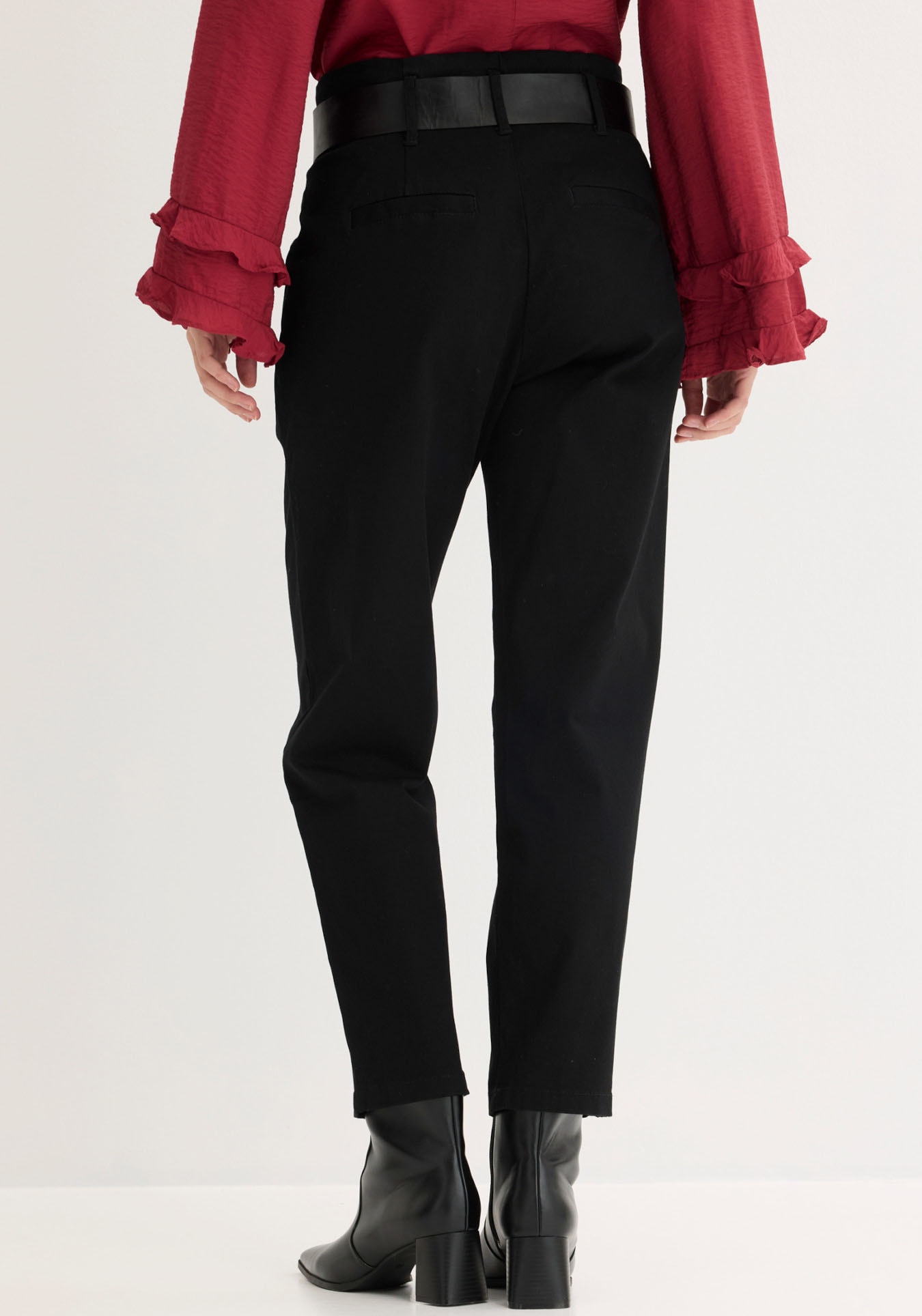 bonprix Stoffhose »Bundfaltenhose aus Baumwolle«  aus Baumwolle und Elasthan, hoher Bund, mit Bundfalten