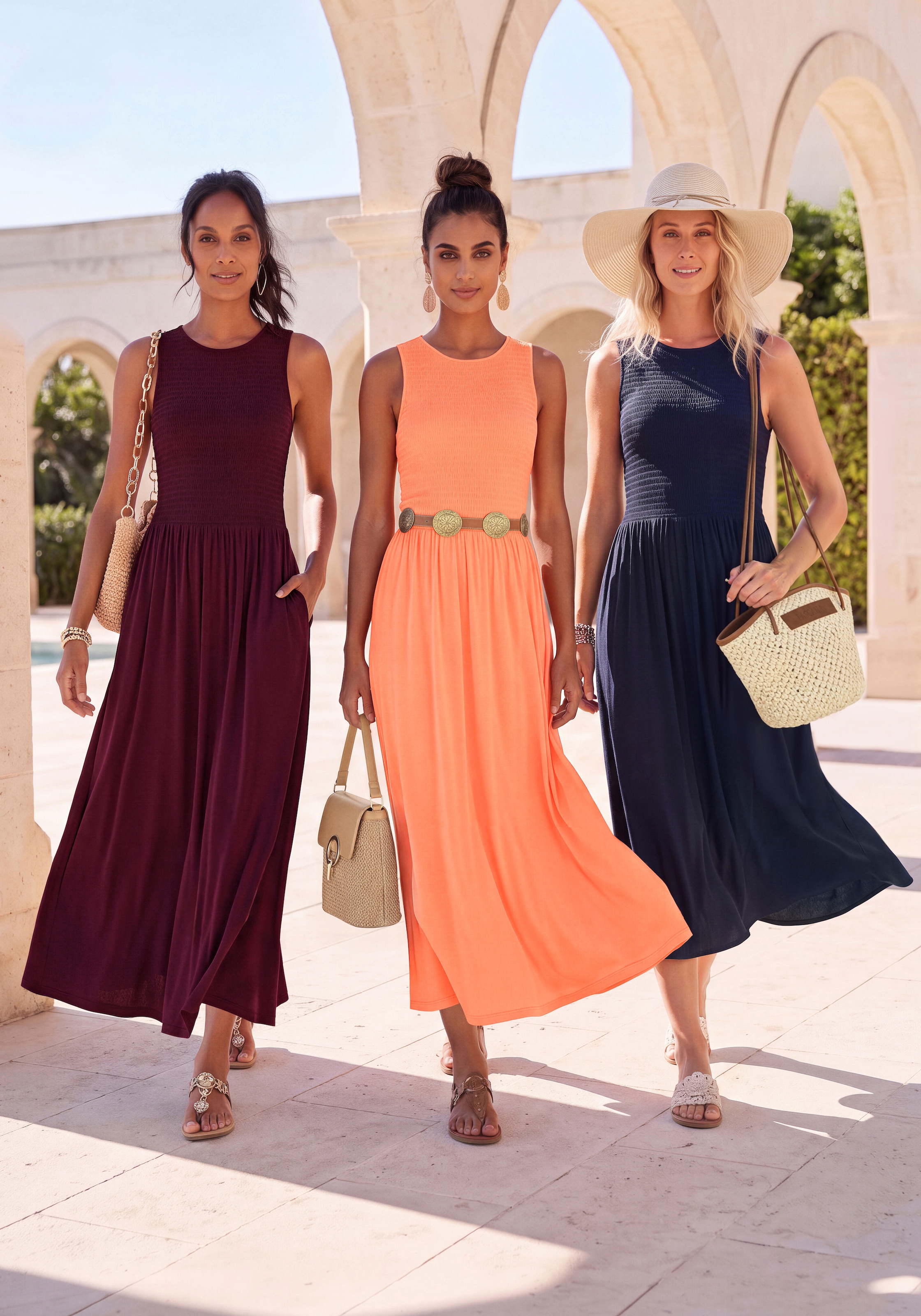 LASCANA Midikleid »mit gesmoktem Oberteil« Seitennahttaschen Leichtes Sommerkleid, Strandkleid, Viskosekleid