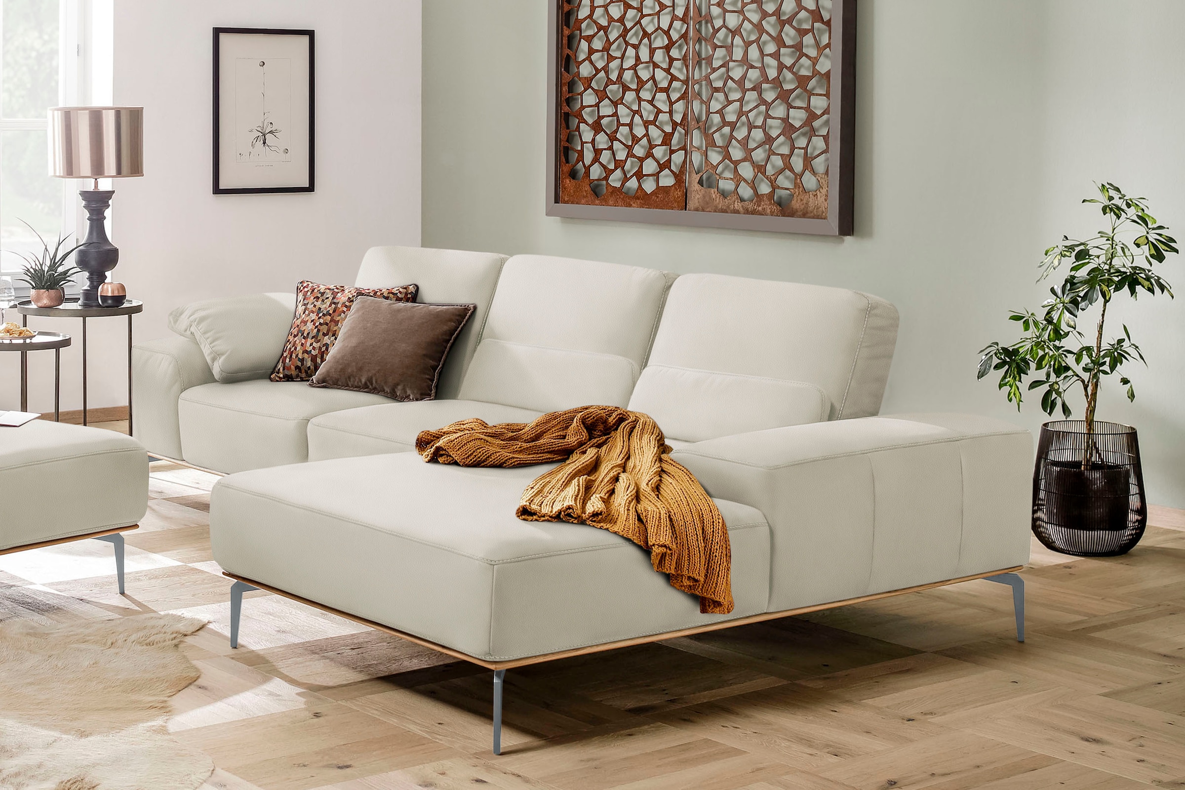 W.SCHILLIG Ecksofa "run, Designsofa mit tollem Sitzkomfort, bequem, Breite 299cm, L-Form" mit elegantem Holzsockel, Füße in Silber matt, Breite 299 cm