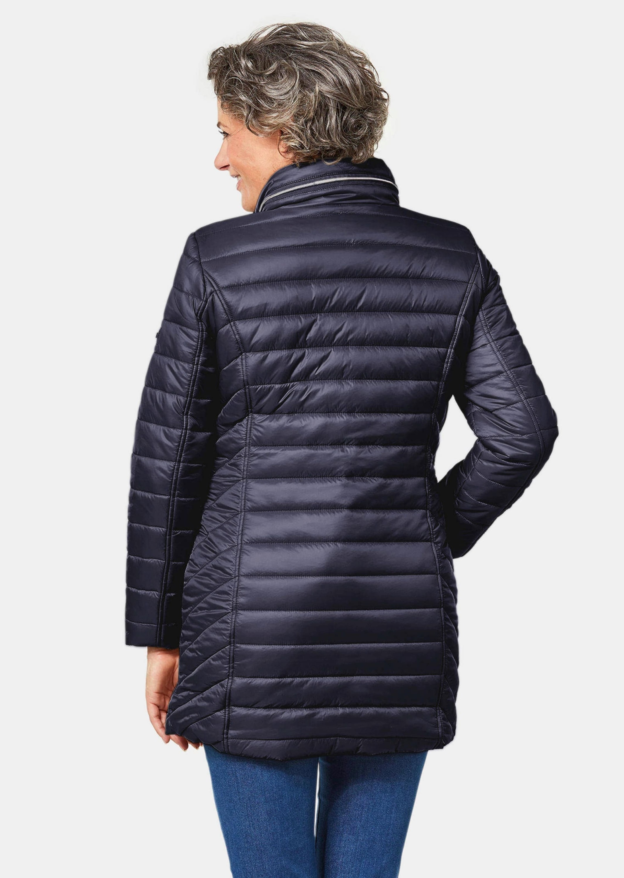 GOLDNER Kurzjacke »Kurzgröße Figurschmeichelnde, leichte Longsteppjacke«