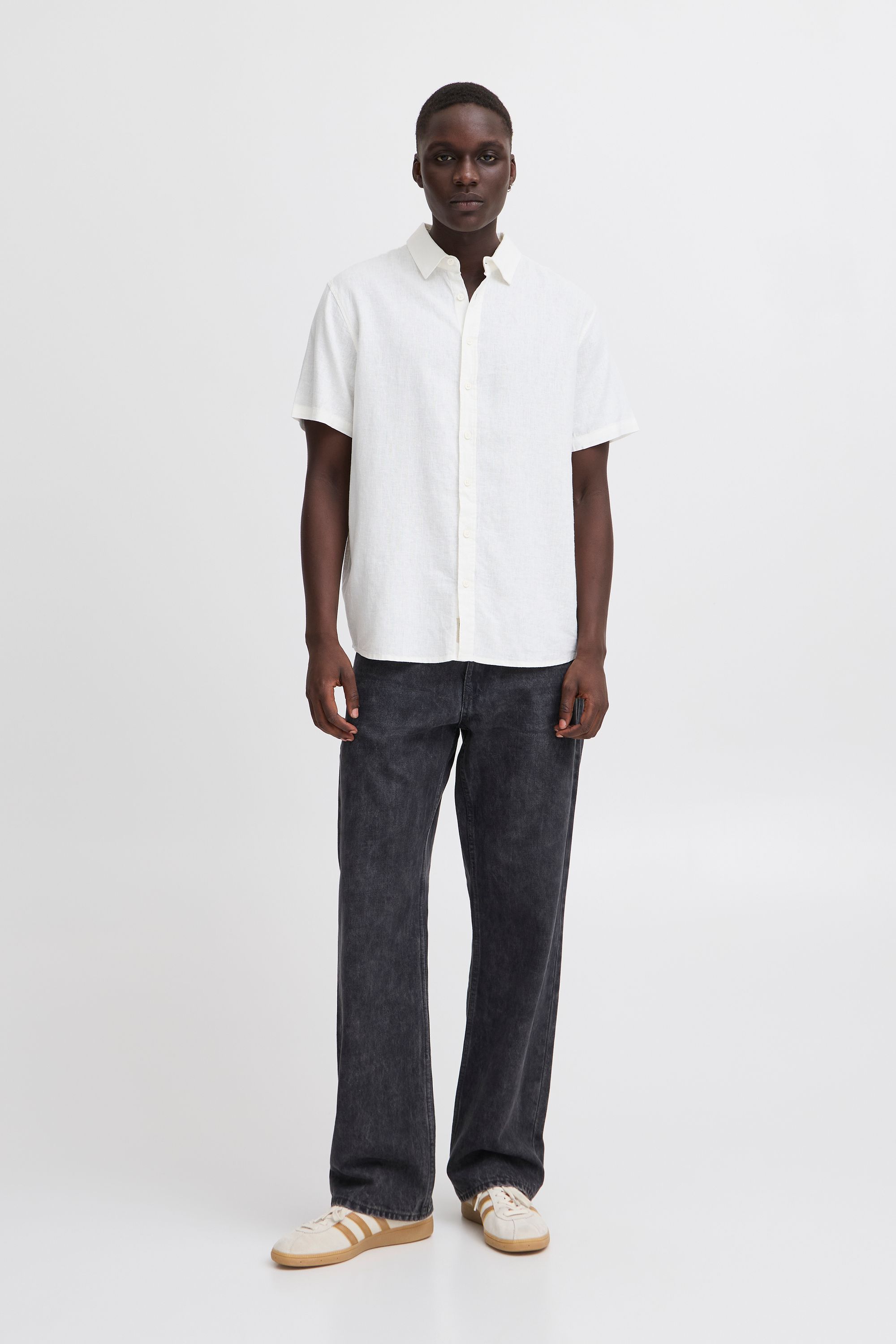 Thumbnail - Blend Leinenhemd "BHVIC" Stilvolles Kurzarmhemd aus Leinenmix