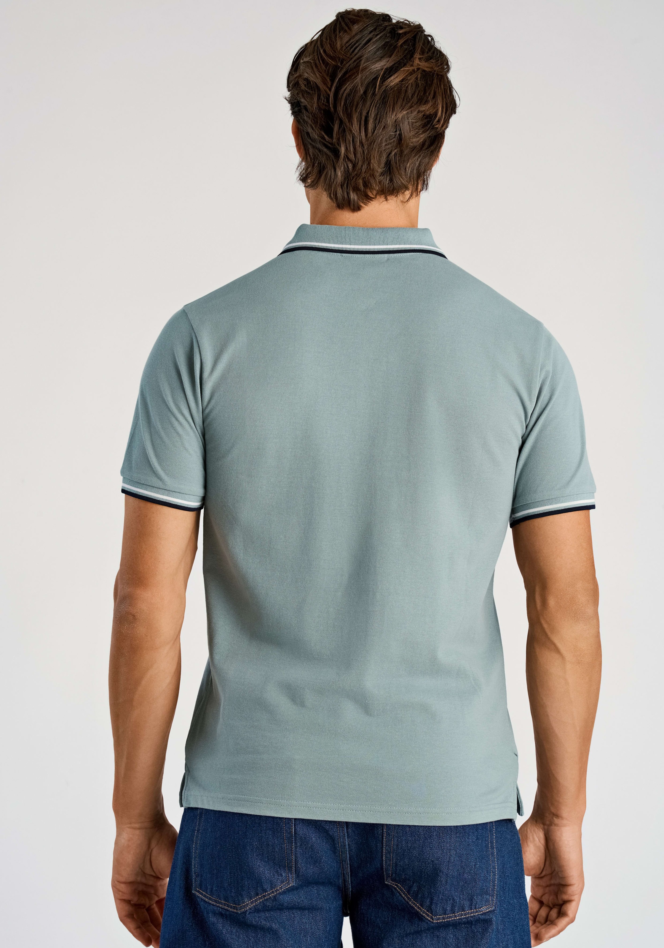 LINDBERGH Poloshirt mit Logo-Stickerei und abgesetzten Bündchen günstig online kaufen