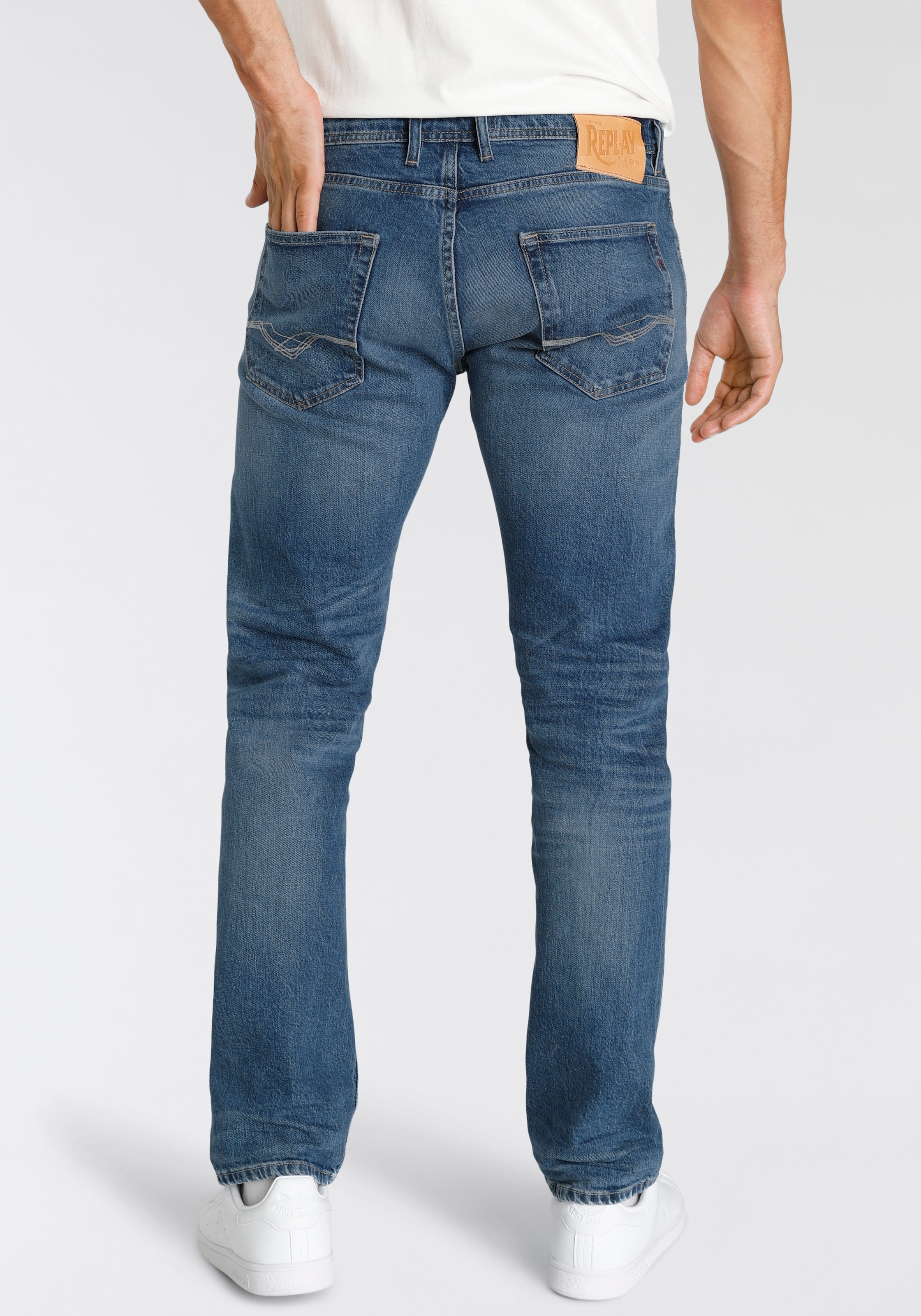 Replay Straight-Jeans »GROVER«, in dezenter Used-Waschung