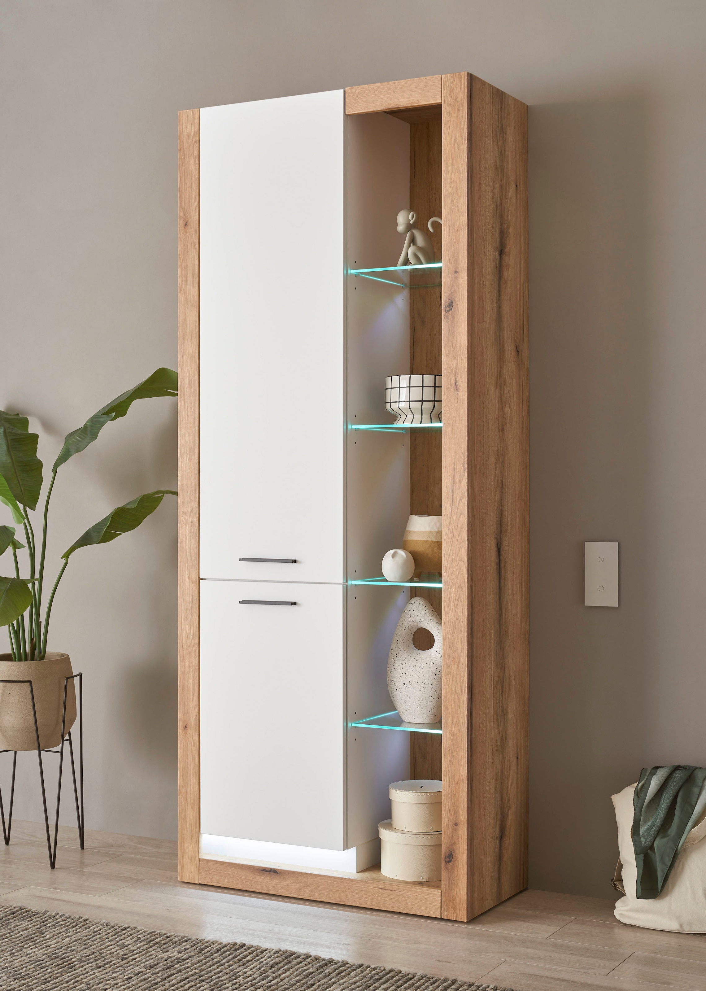 INOSIGN Wohnwand »Brixen, moderne Anbauwand, Wohnzimmer-Set, Eiche Evoke Dekor mit Weiß«, (Set, 4 St.), enthält Stauraumelemente, Lowboard und Wandboard