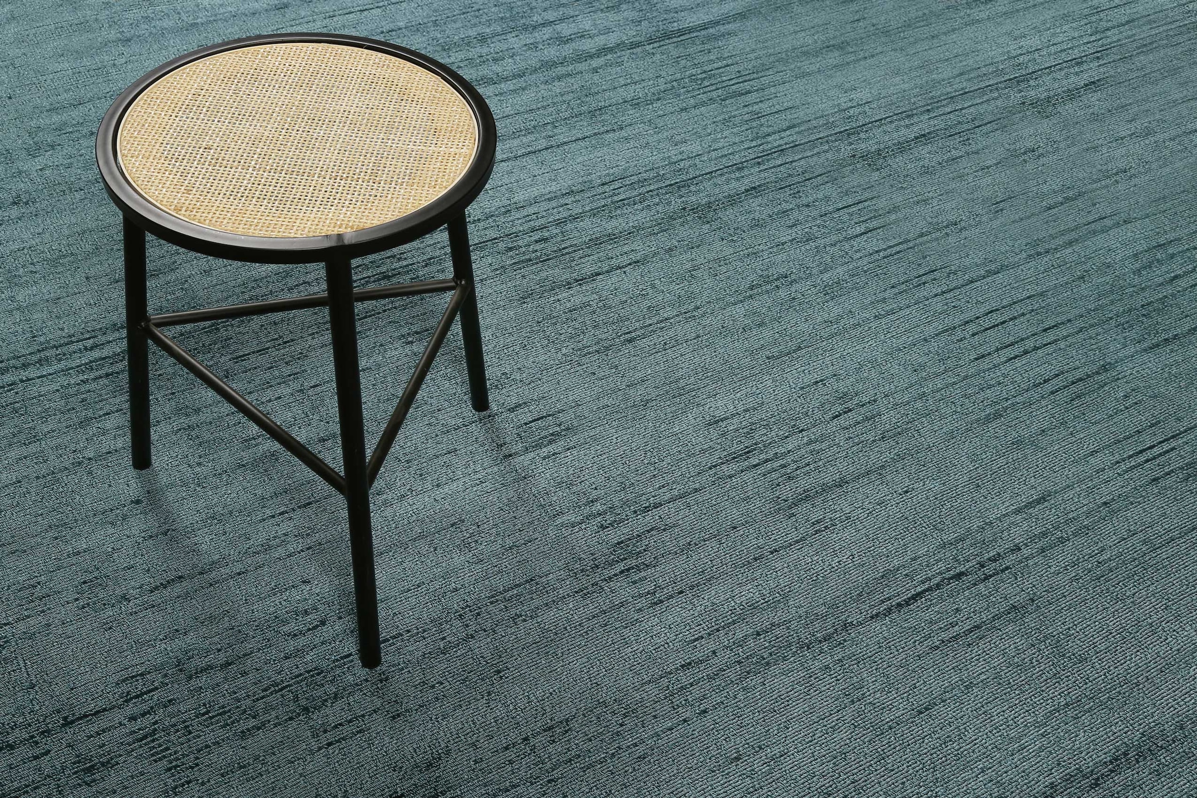 Esprit Teppich »Gil«, rund, 8 mm Höhe, handgewebt, seidig glänzend, schimmernde Farbbrillianz, Melangeeffekt