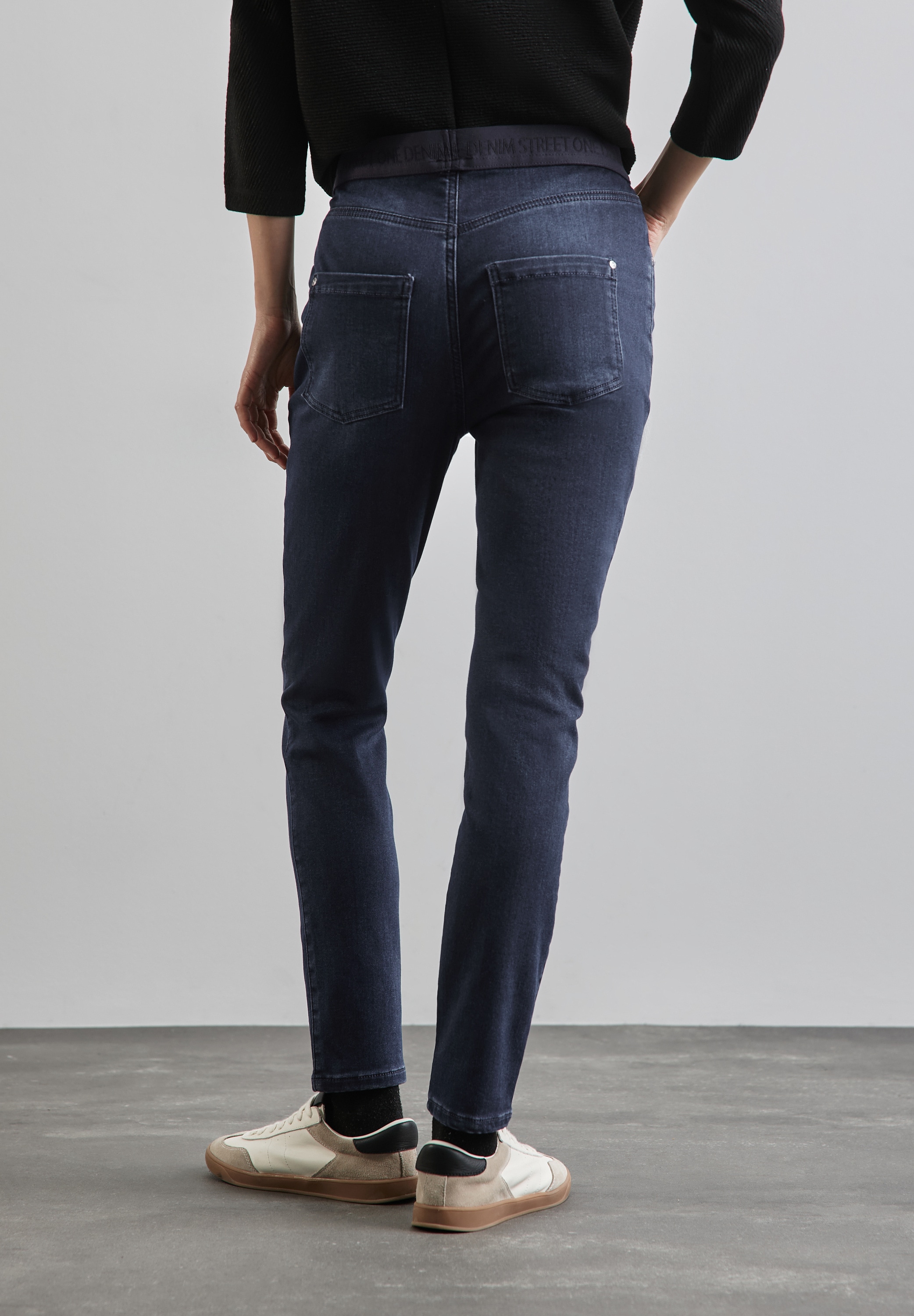 Skinny-fit-Jeans, aus Baumwolle mit Stretchanteil