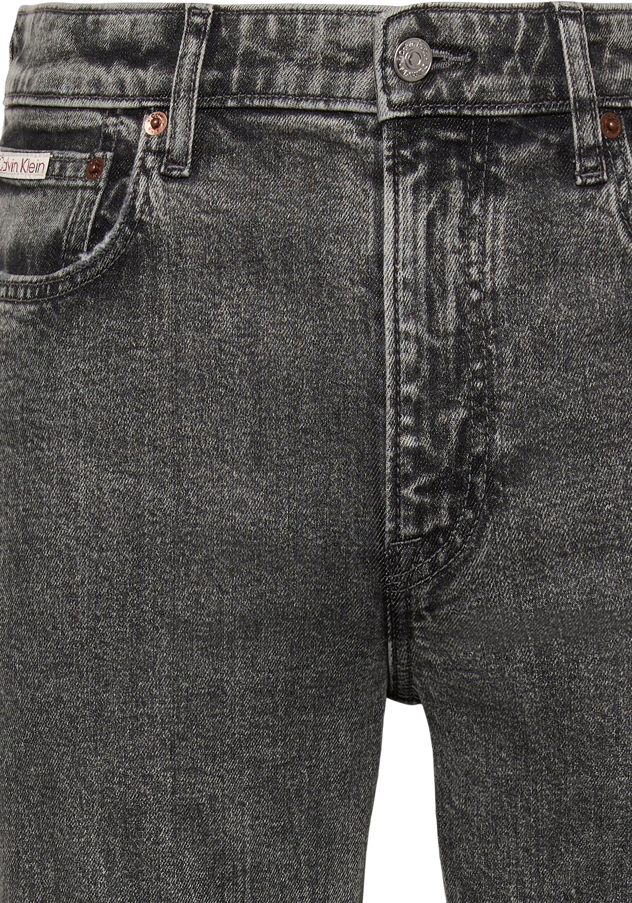Calvin Klein Jeans »SLIM TAPER« mit Markenlabel