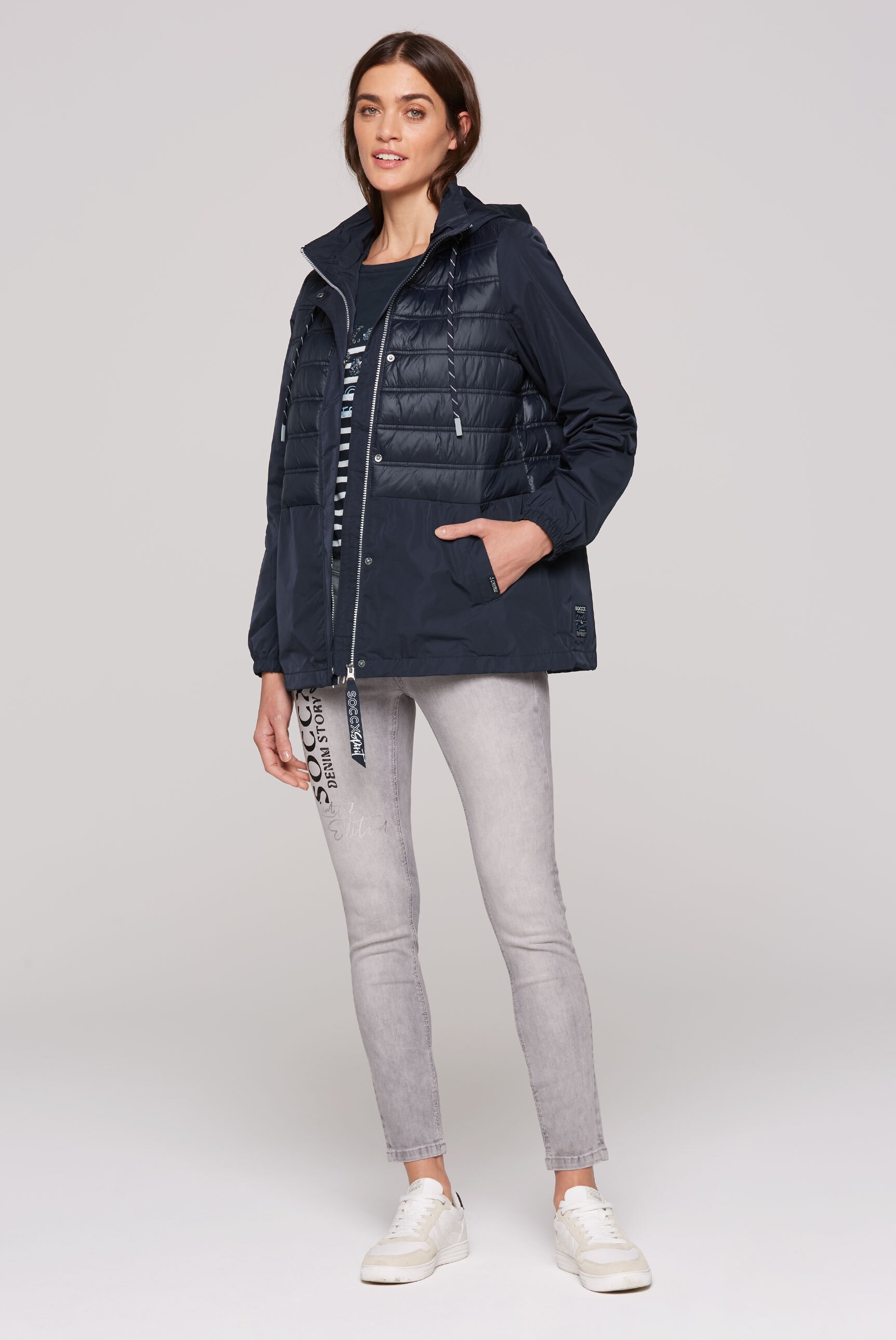 SOCCX Windbreaker mit Kapuze mit Elastikbündchen