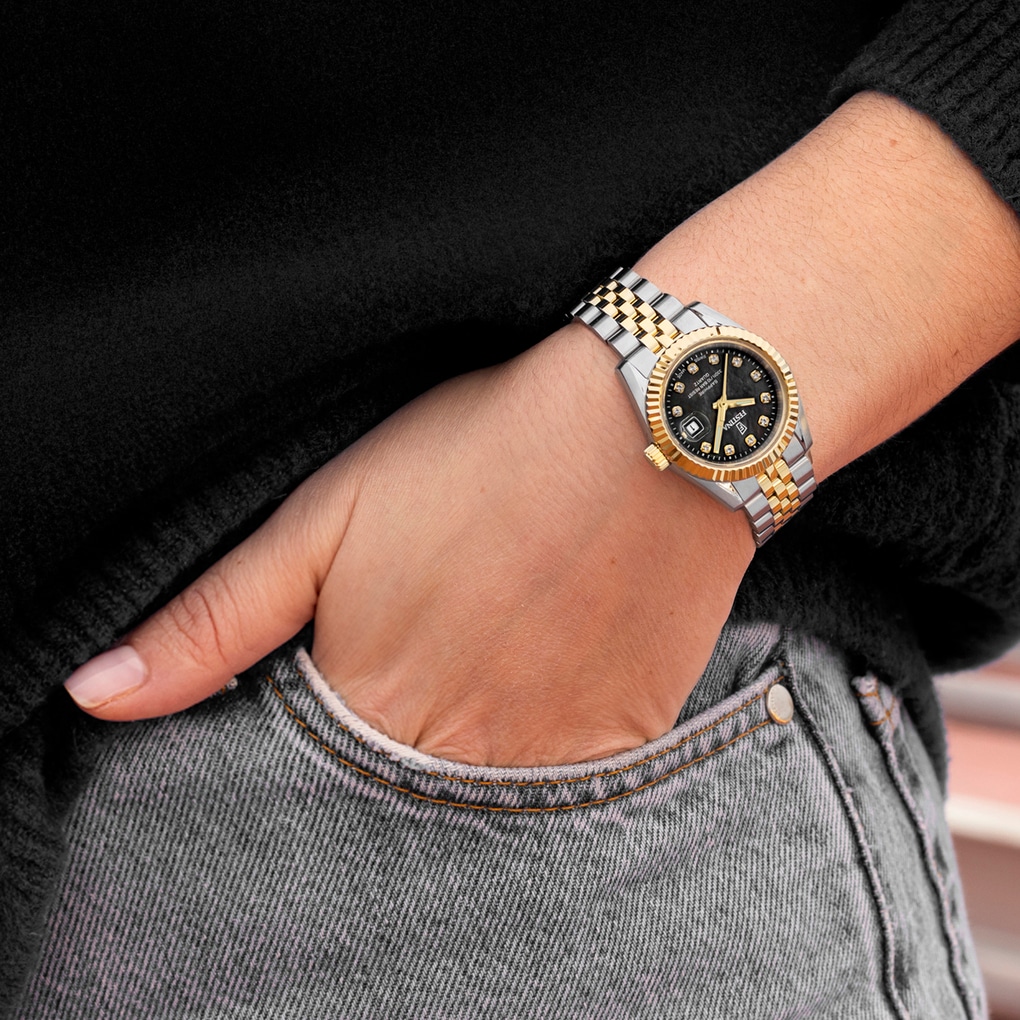 Festina Quarzuhr »Classic Steel« Armbanduhr, Damenuhr, Swiss Made, Edelstahlarmband, analog, Tag