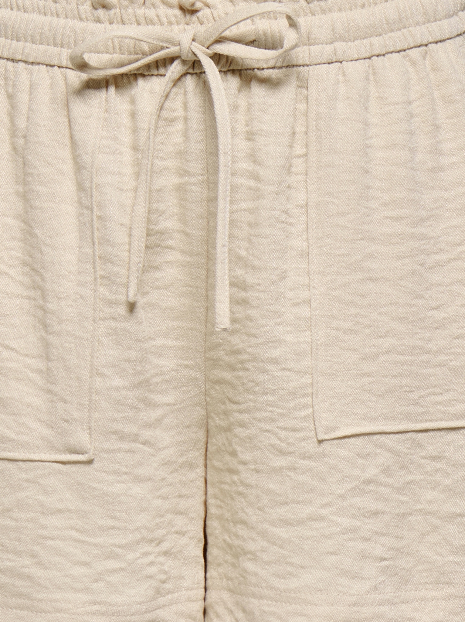 JDY Shorts »JDYMILLE MW SHORTS WVN NOOS«