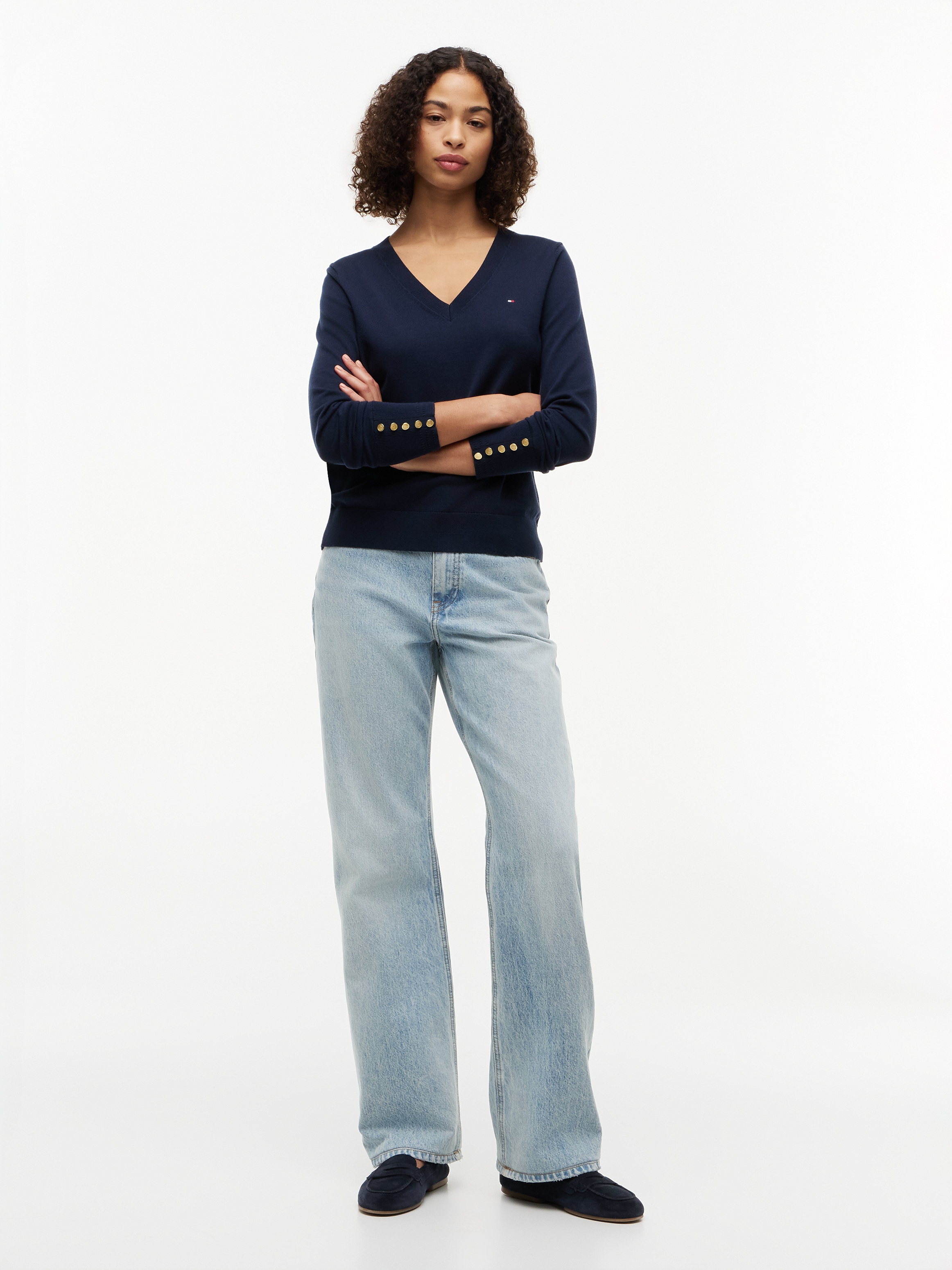 Tommy Hilfiger Strickpullover »STITCH V-NECK« mit Knopfdetail am Ärmel, Regular Fit