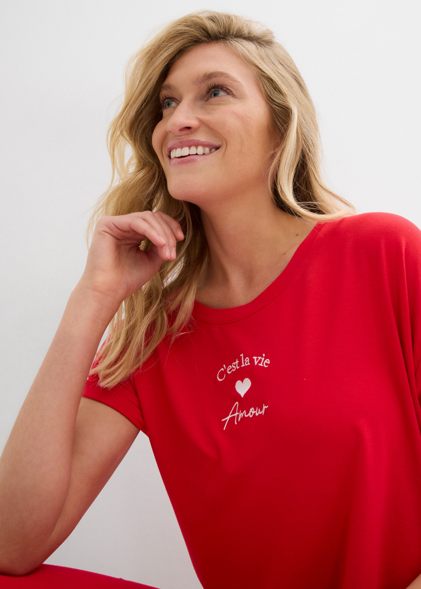 bonprix Jerseykleid lockere Passform, aus Viskose und Elasthan, mit Rundhalsausschnitt