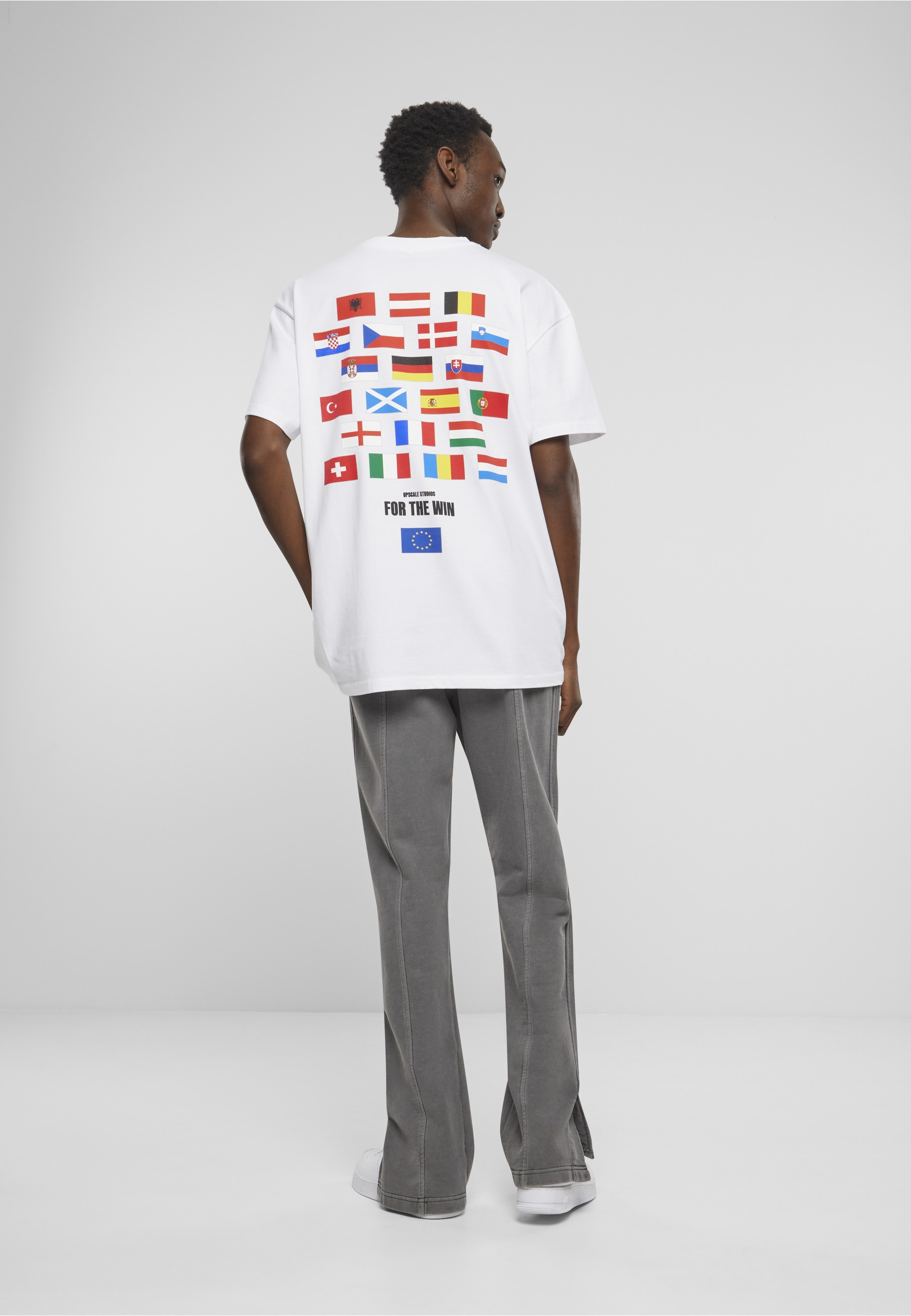 Upscale by Mister Tee T-Shirt »Upscale by Mister Tee Herren UP24 Heavy Oversize Tee« 1