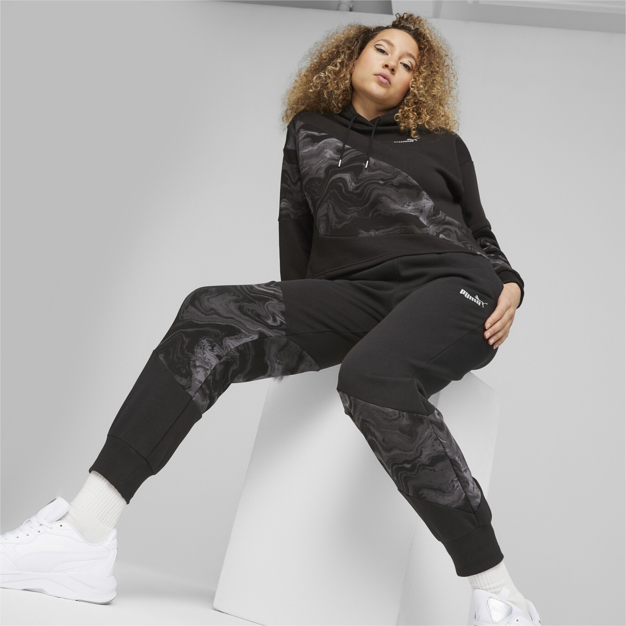PUMA Sweatshirt »PUMA POWER Marbleised Hoodie Damen«