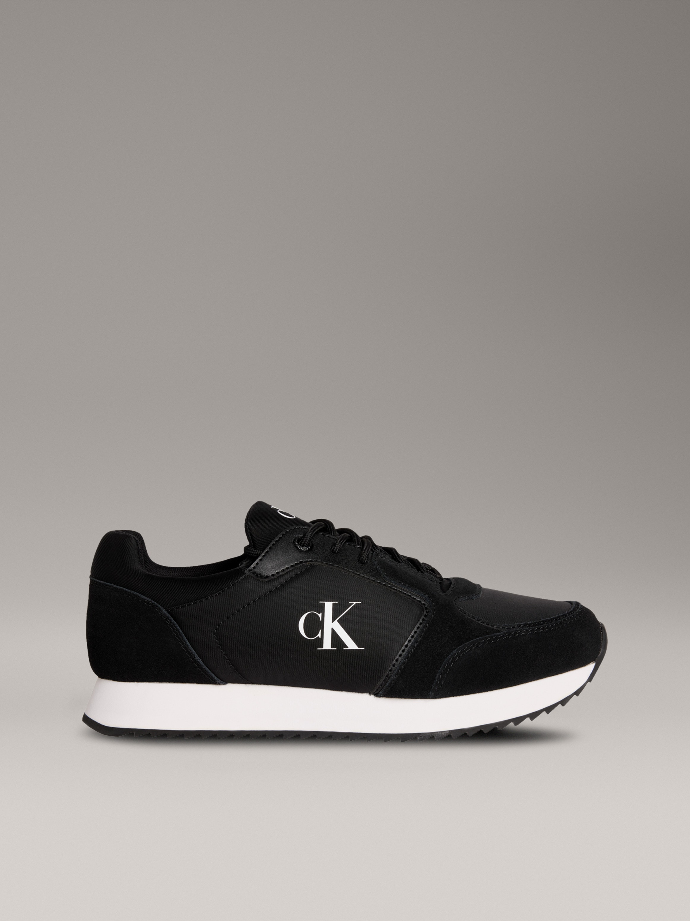 Calvin Klein Jeans Slip-On Sneaker »RETRO RUNNER SOCK LACE UP NY-SU«, Halbschuh, Freizeitsneaker mit CK-Logo und aufgesetzter Schnürung