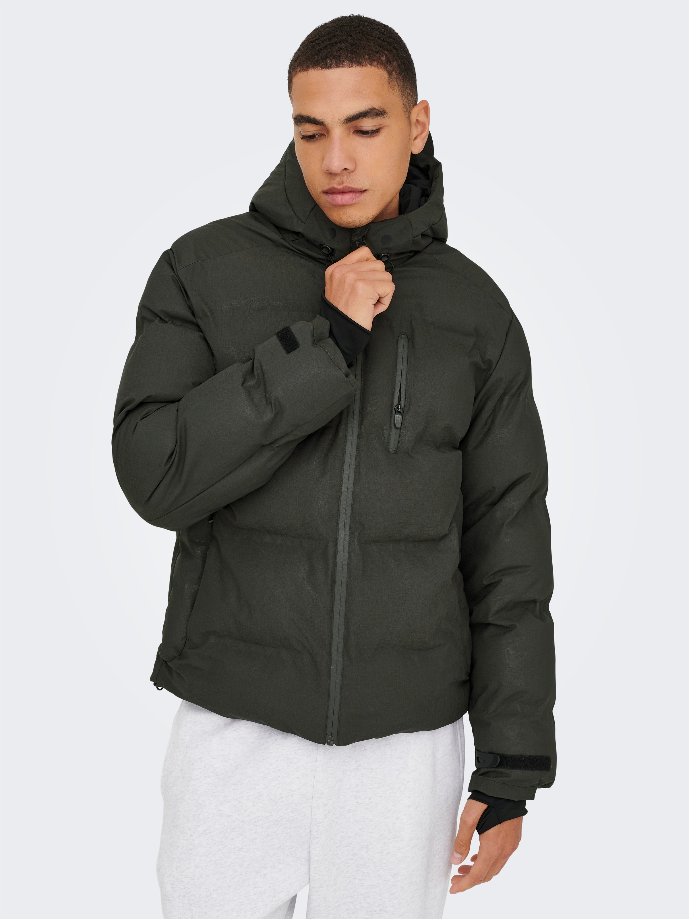 ONLY & SONS Steppjacke "ONSMATHIS PUFFER OTW" mit Kapuze günstig online kaufen