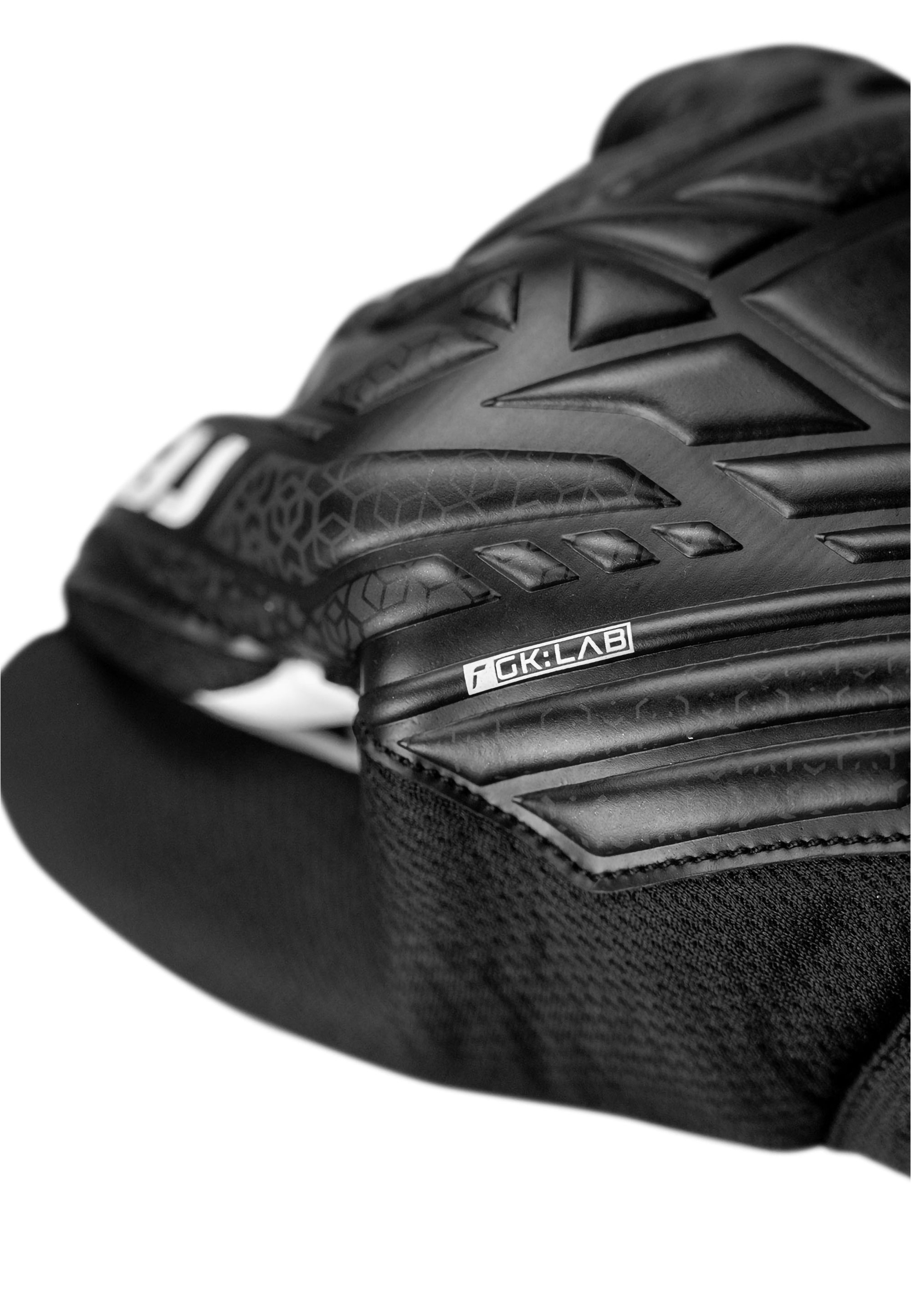 Reusch Torwarthandschuhe »Attrakt Starter Solid«, mit maximalem Grip