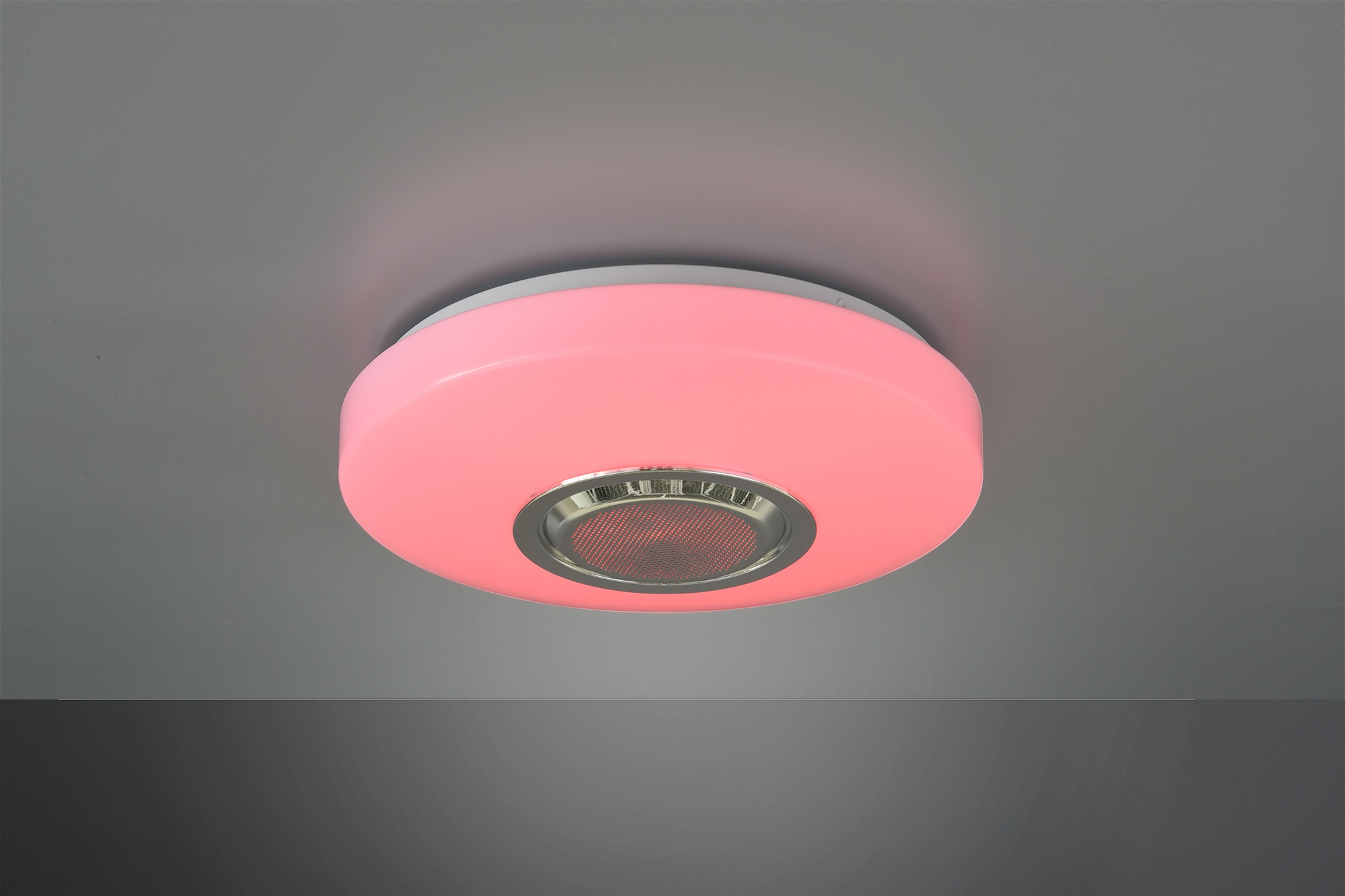 TRIO Leuchten LED Deckenleuchte »Maia«, 1 flammig, Leuchtmittel LED-Board | LED fest integriert, dimmbar, Bluetooth Lautsprecher inkl. Fernbedienung RGBW-Farbwechsler