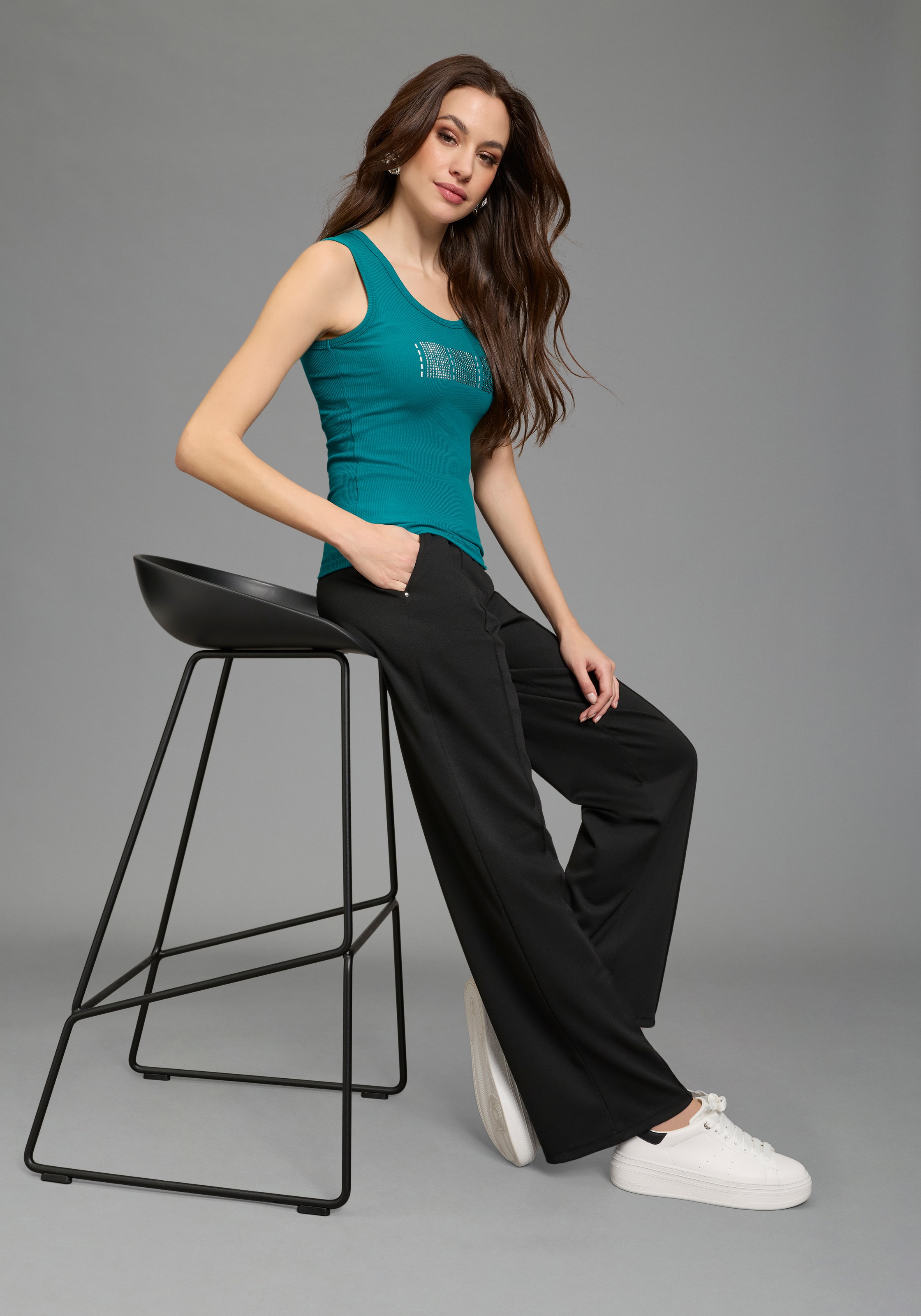Tanktop BRUNO BANANI, Damen, Gr. 40, petrol, Rippware, Obermaterial: 95% Baumwolle, 5% Elasthan, Glitzermuster, bedruckt, sehr figurbetont hüftlang, Rundhals, Tops Tanktop, mit Glitzer-Applikation, aus Baumwolle und Elasthan in Rippstruktur 3
